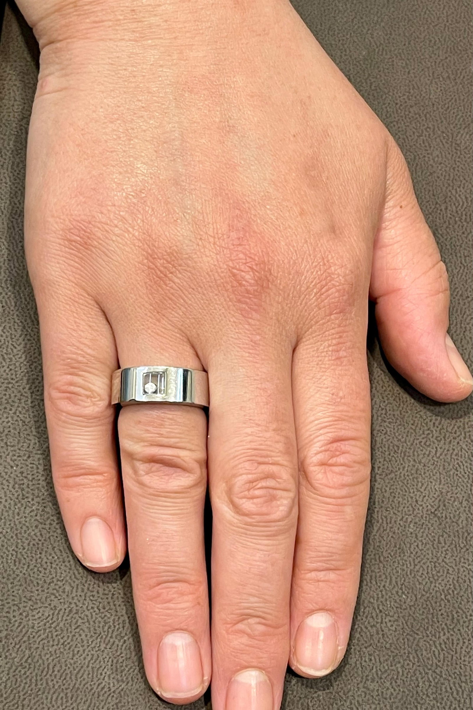 Chopard Happy Diamond 18K White Gold Floating Diamond Ring, Estate - 12