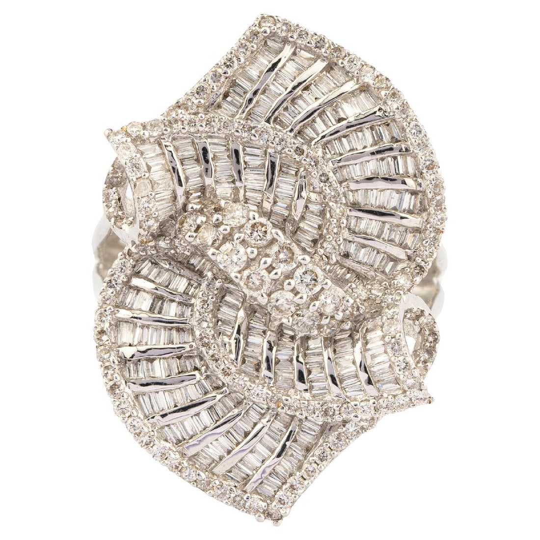 Natural Diamond Ring with 1.65 Carats Diamond in 18k Gold - 2