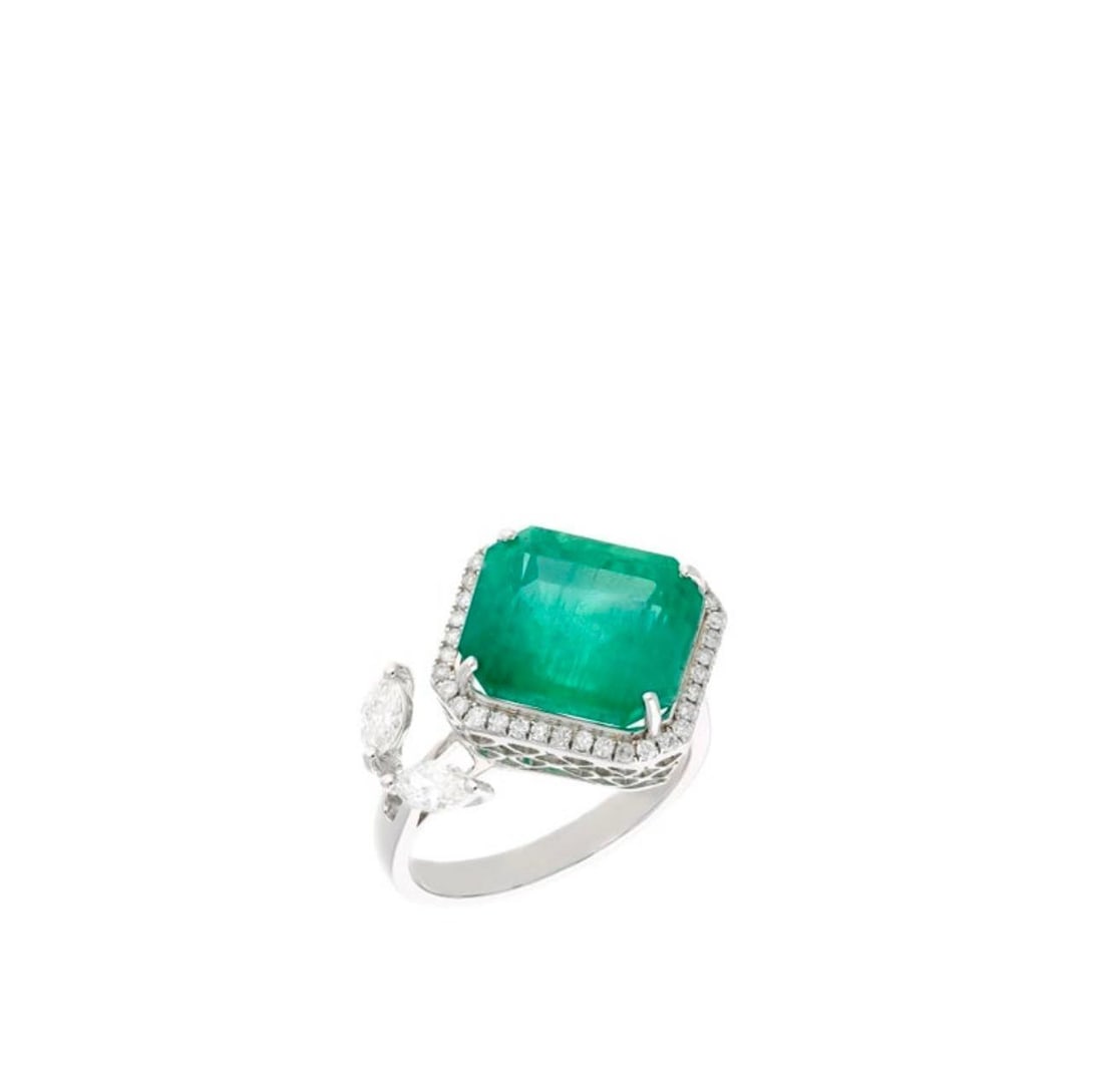 8.41 Ct Emerald Cut Emerald & 0.53 Ct Diamond Bypass Ring in 18 Kt Gold Size 6.5 - 18