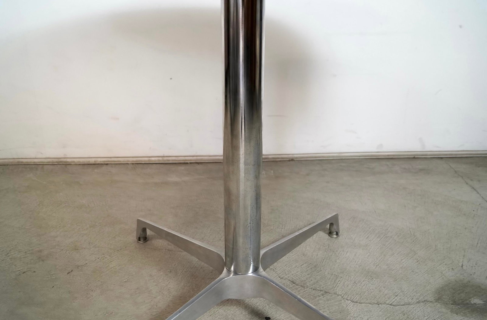 1960's Mid-Century Modern Herman Miller Style Dining Table - 10