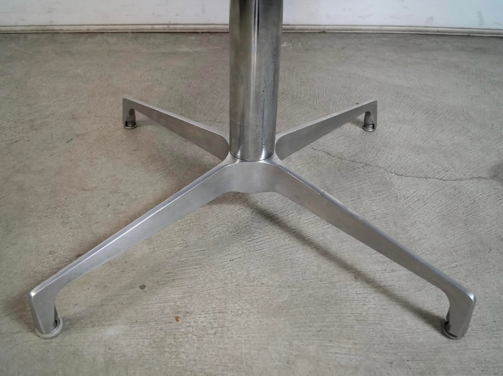 1960's Mid-Century Modern Herman Miller Style Dining Table - 12