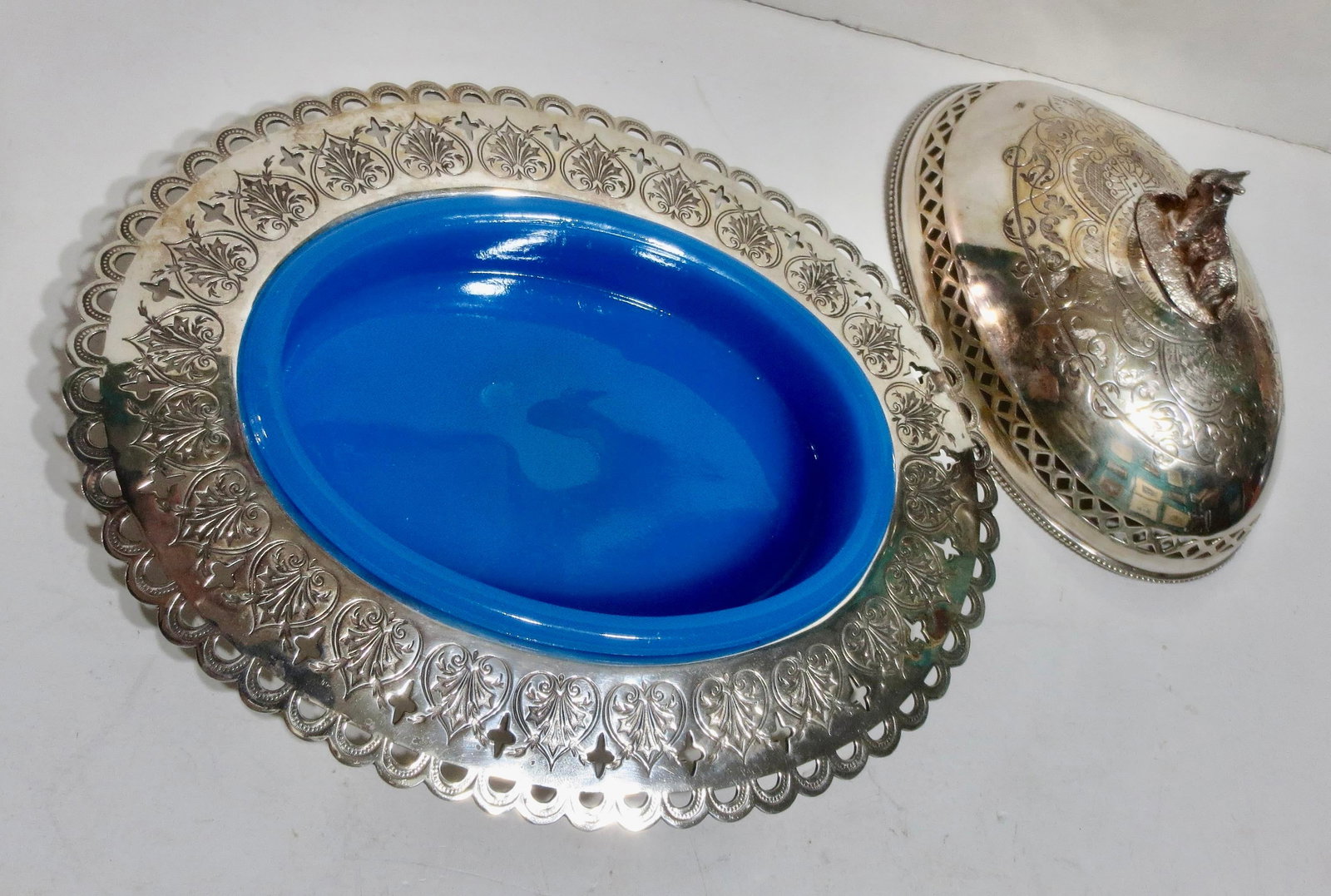 SilverPlate Butter Dish W. Blue Oplaine Liner Circa 1850s - 5