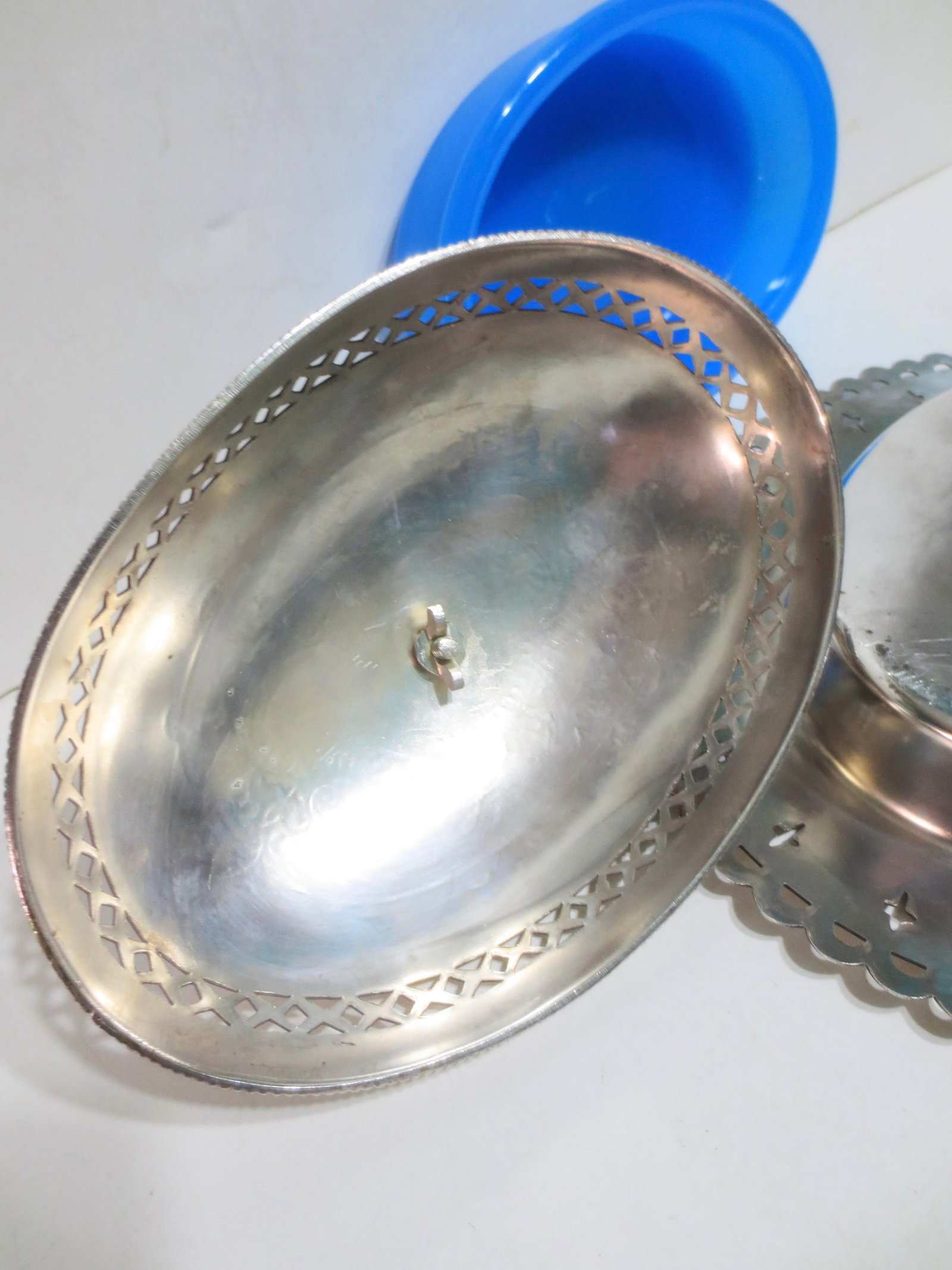 SilverPlate Butter Dish W. Blue Oplaine Liner Circa 1850s - 9