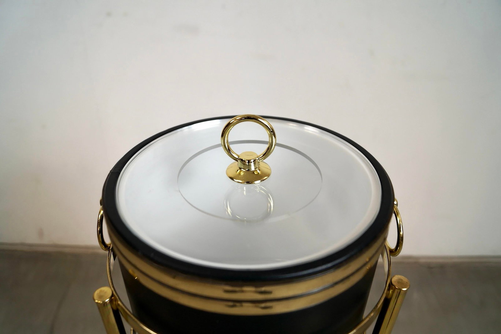 1970's Hollywood Regency Brass Champagne Ice Bucket Stand With Bucket - 11