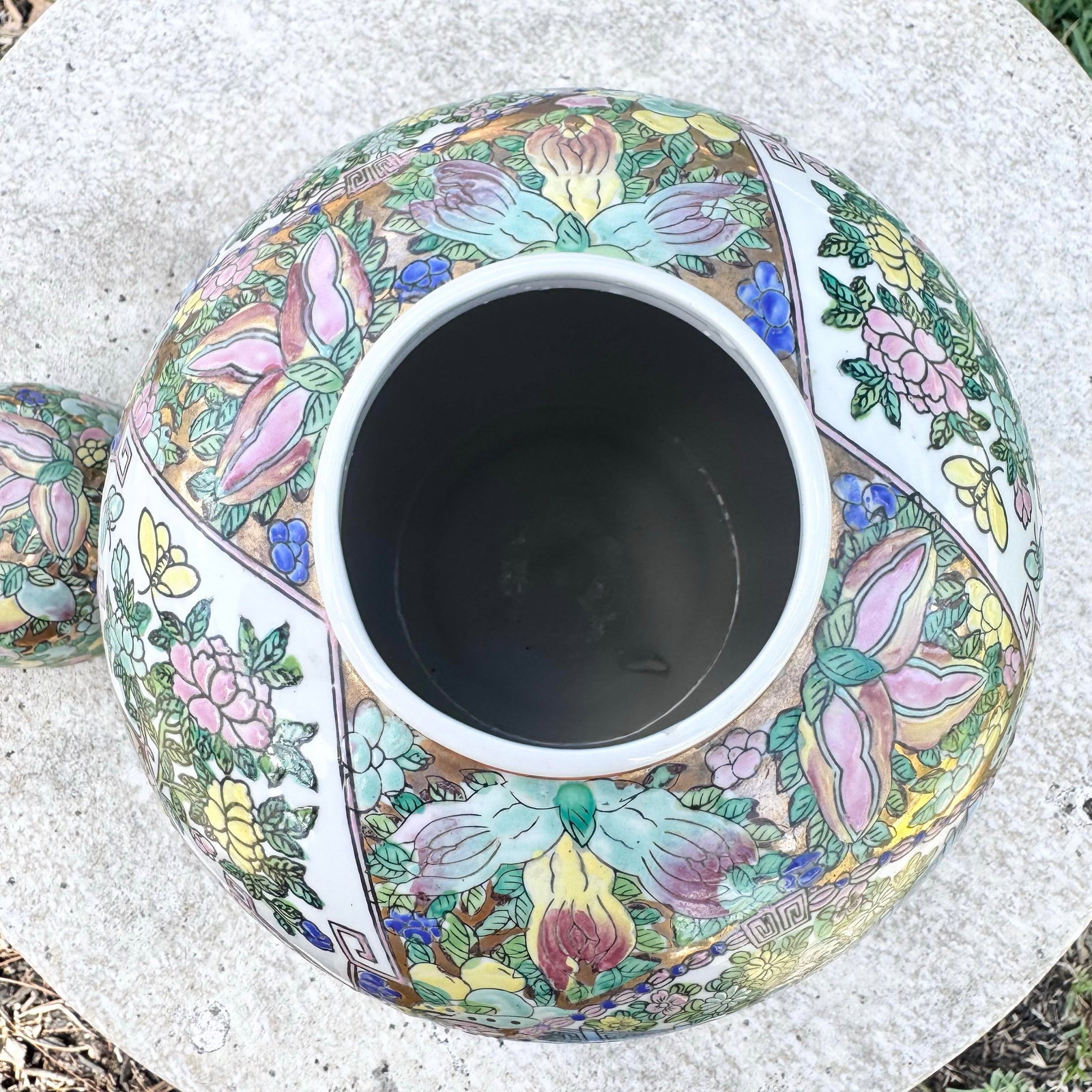 Vintage Chinese Hand Painted Multi Color Porcelain Ginger Jar - 7