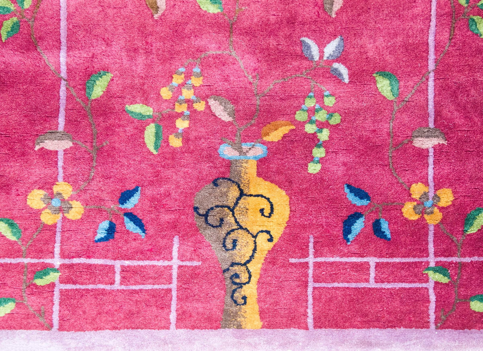 Early 20th Century Chinese Art Deco Rug - 10