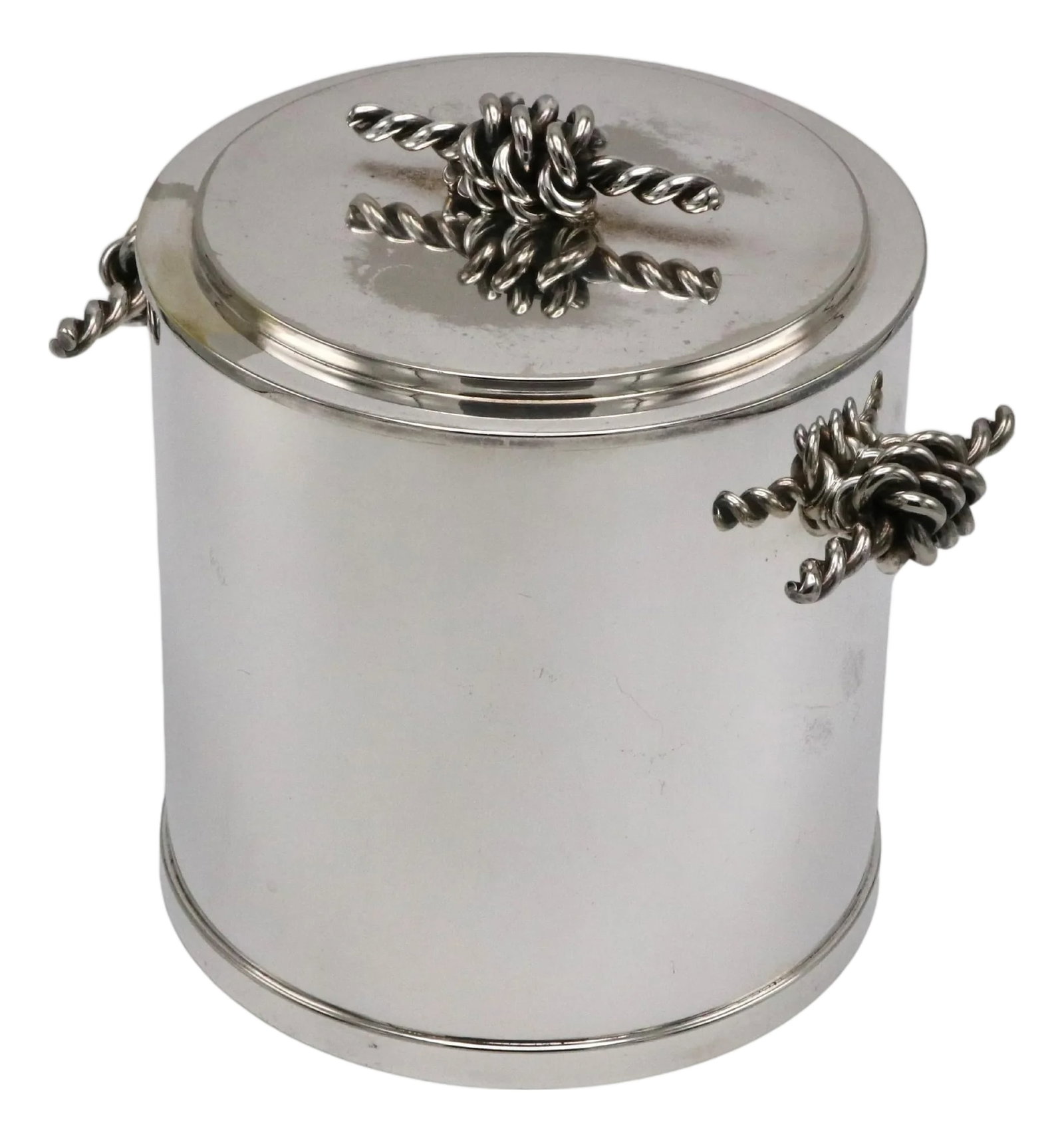 1960s Fine Gucci Ice Bucket: A fine Gucci designed silver plated ice bucket with braided handle details. Condition: Alterations: Original Condition Unaltered Imperfections: Some Imperfections Condition Notes: Good Origin: Italy