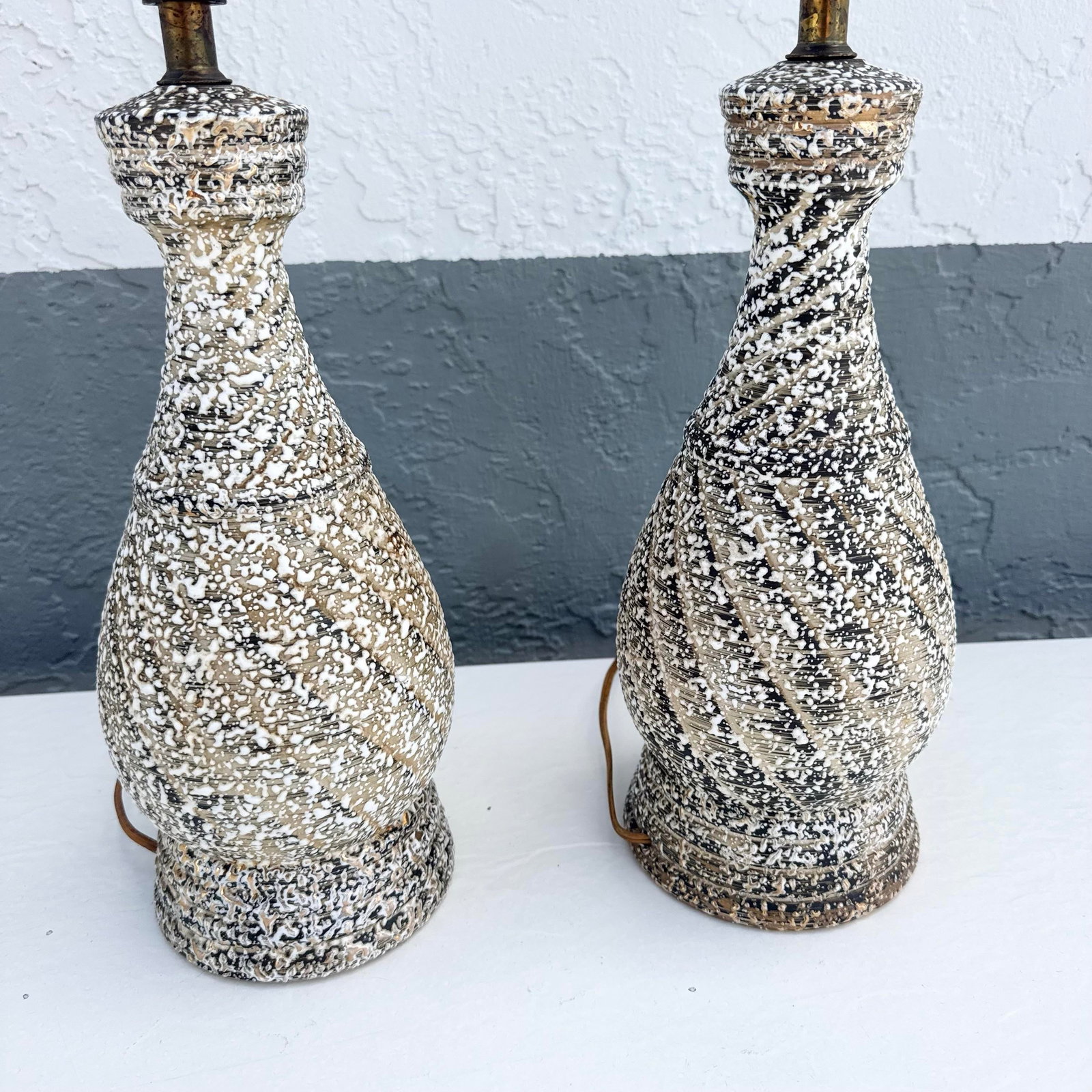 Mid Century Modern Splatter Glazed Swirl Table Lamps - A Pair - 4