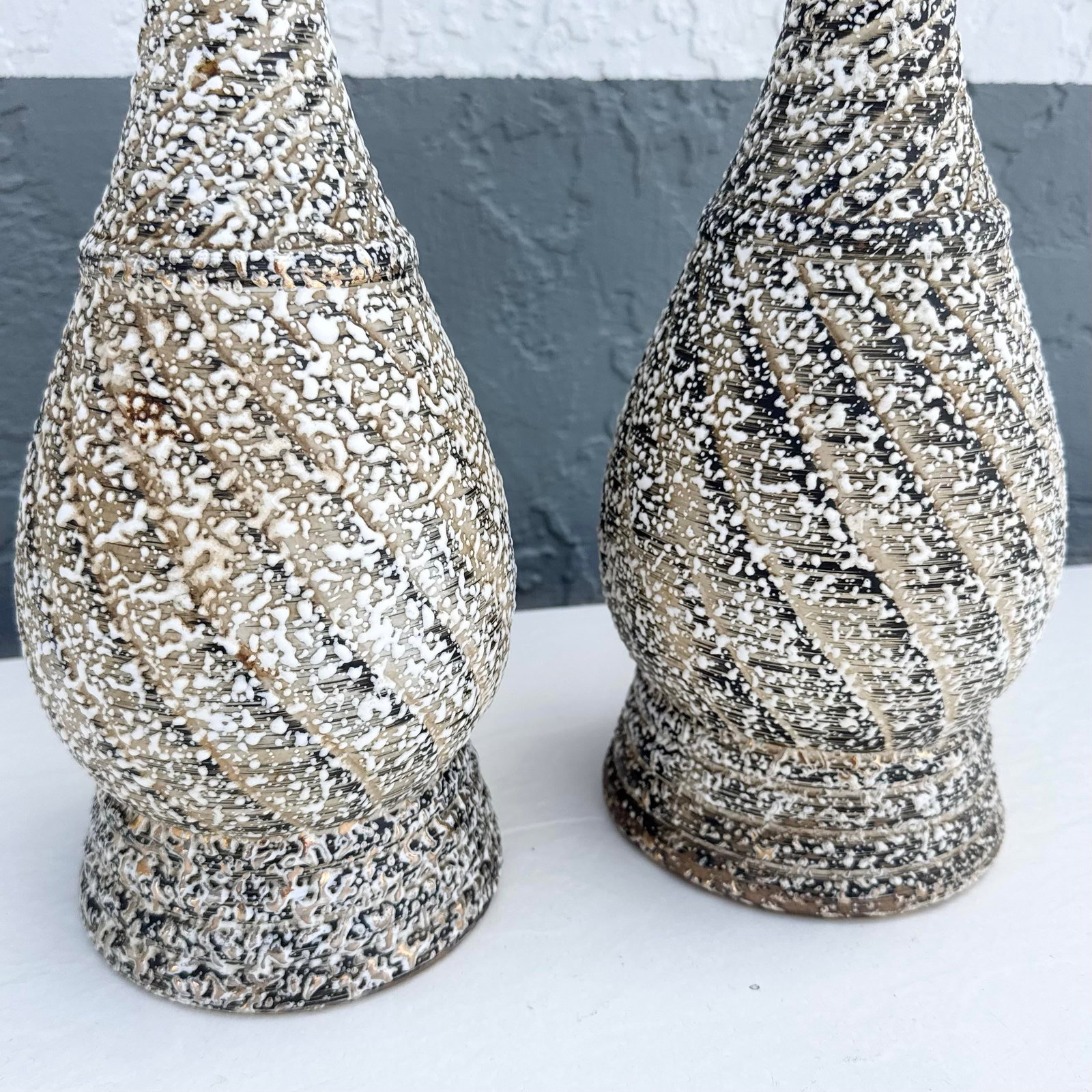 Mid Century Modern Splatter Glazed Swirl Table Lamps - A Pair - 9