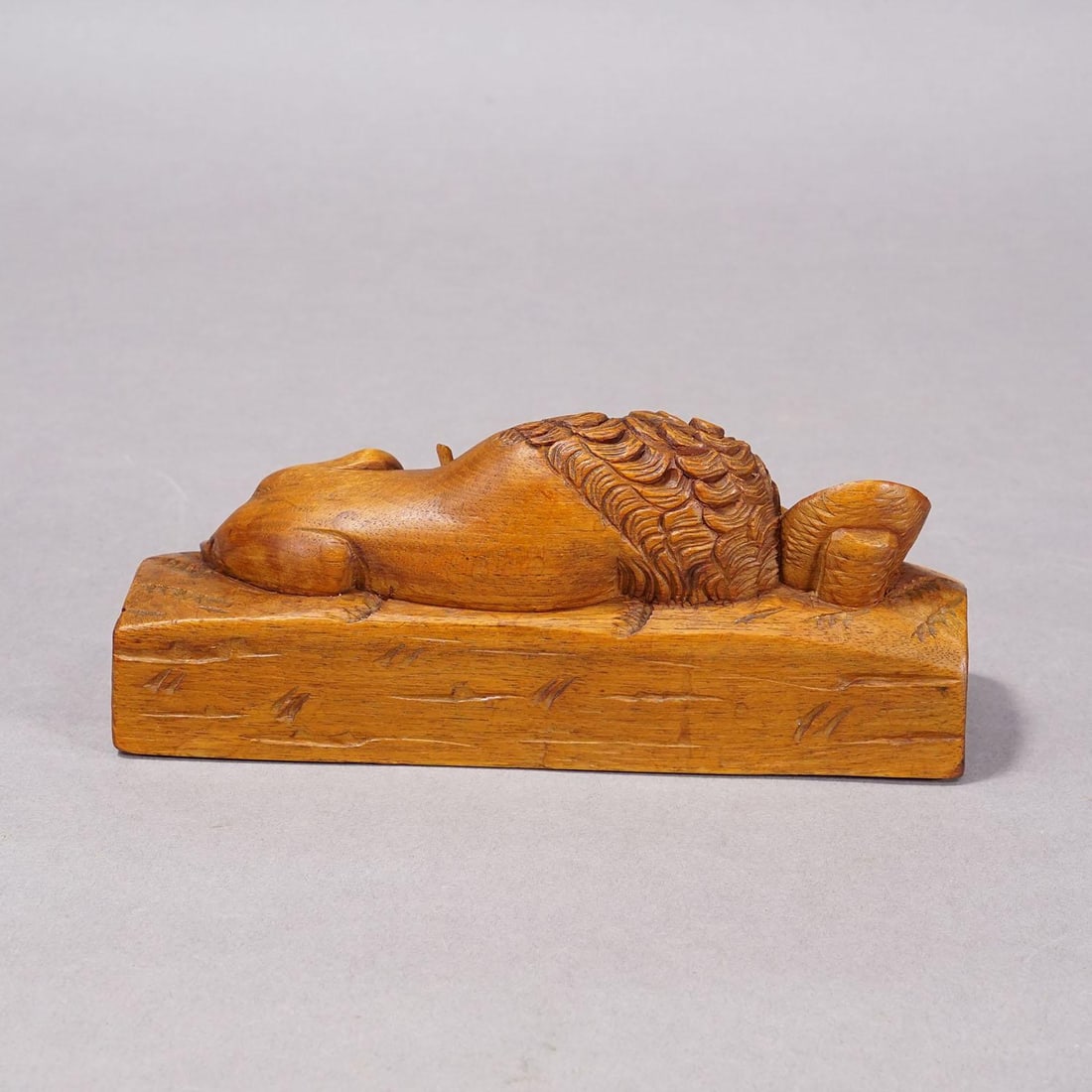 Antique Swiss Carved Lion With Heraldic Shield, Luzern Circa 1900 - 5