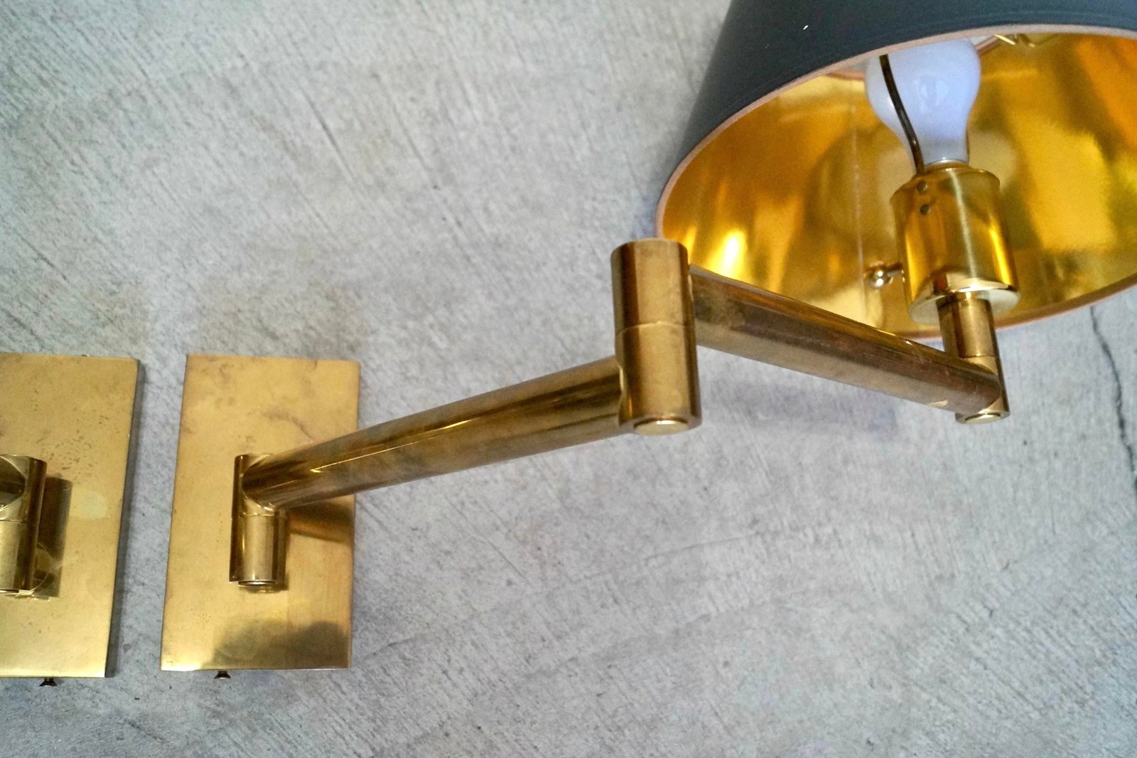 1960's Mid-Century Hollywood Regency Brass Sconces by Chapman - A Pair - 11