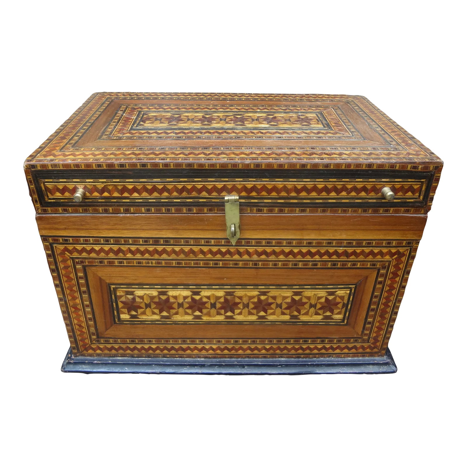 Antique Moroccan Coffer, Trunk or Box: Antique Moroccan Coffer, Trunk Or Box. This Stunning Large Moroccan Box Is Inlaid With A Variety Of Woods Including An Interior Storage Compartment With Felt Lining. This Large Decorative Box,