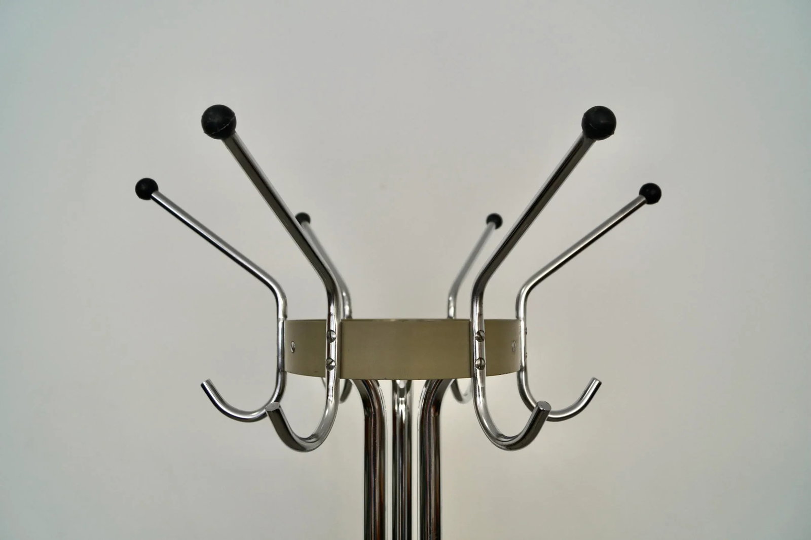 1940's Art Deco Chrome Coat Rack - 5