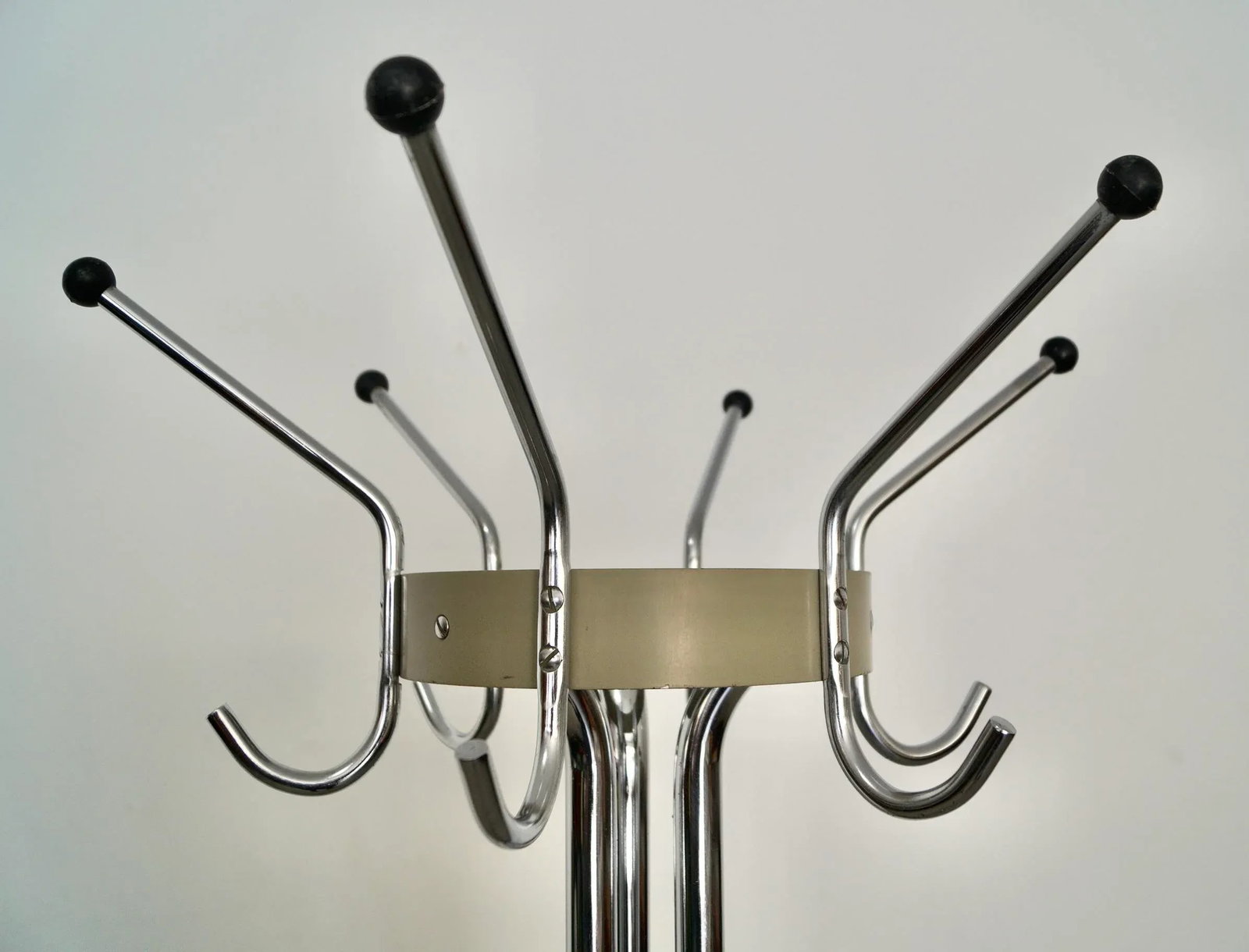 1940's Art Deco Chrome Coat Rack - 6
