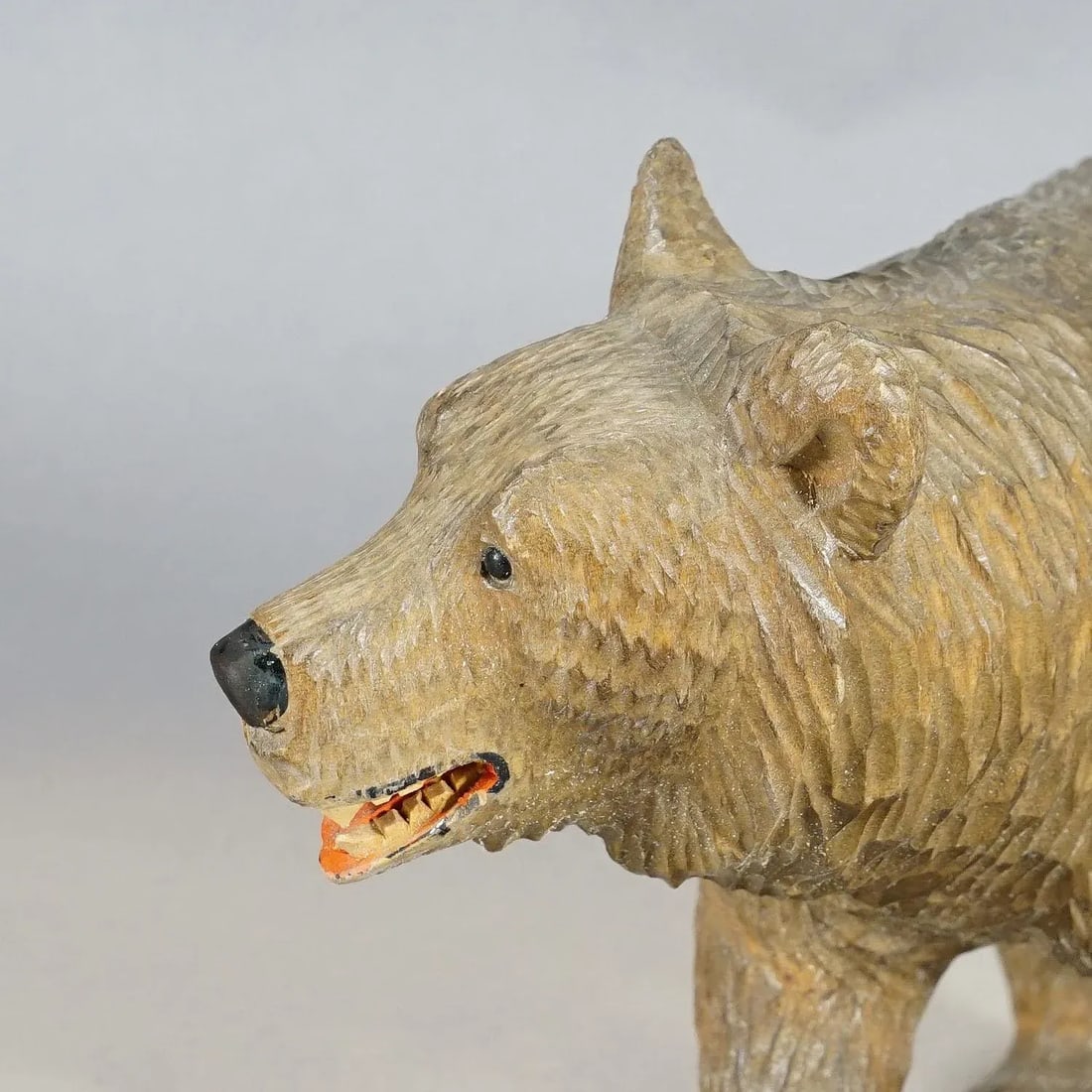 Vintage Wooden Walking Bear Handcarved in Brienz Ca. 1930s - 5