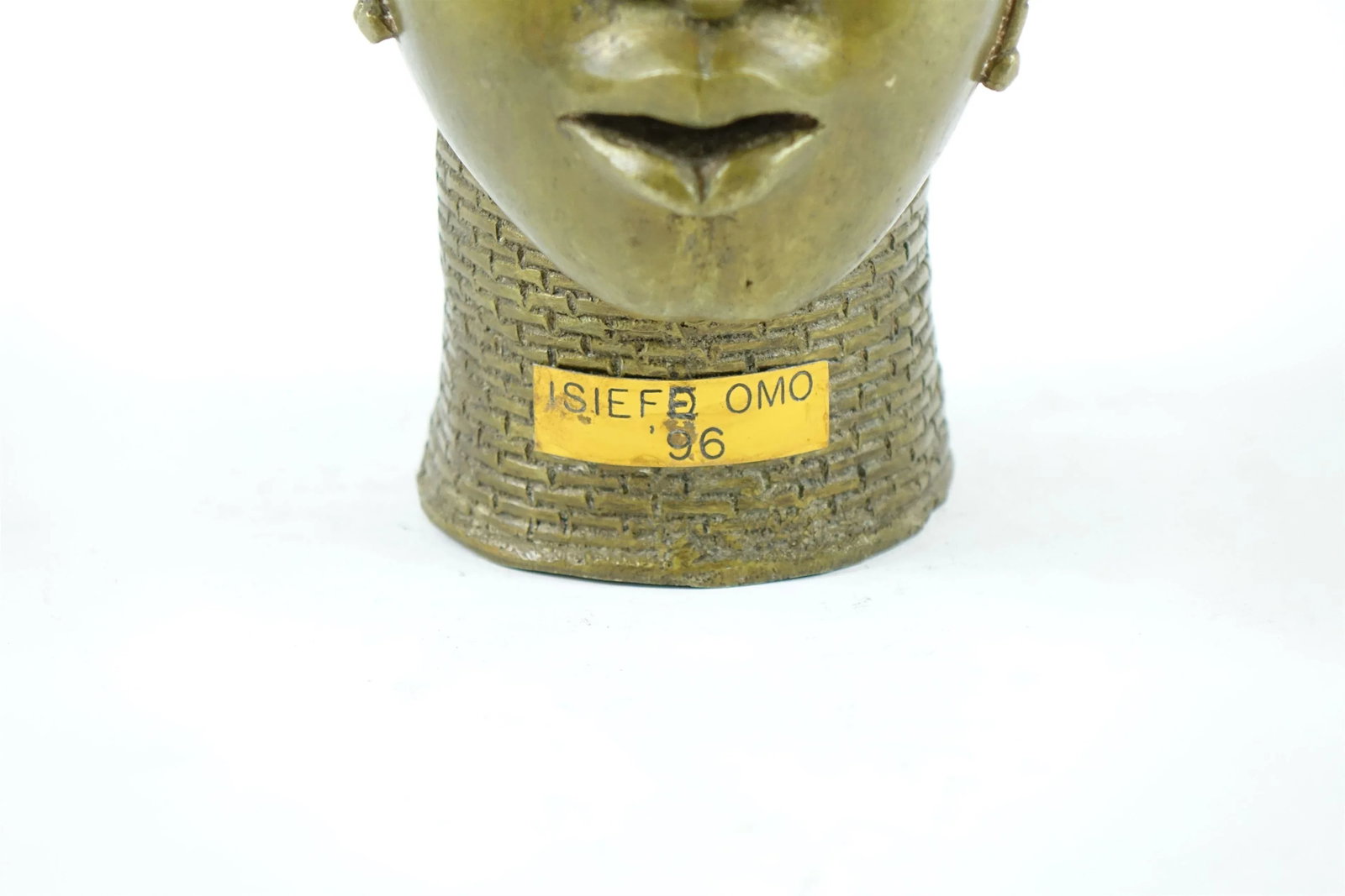 Antique 19th Century African Bronze Sculpture of a Woman - 2