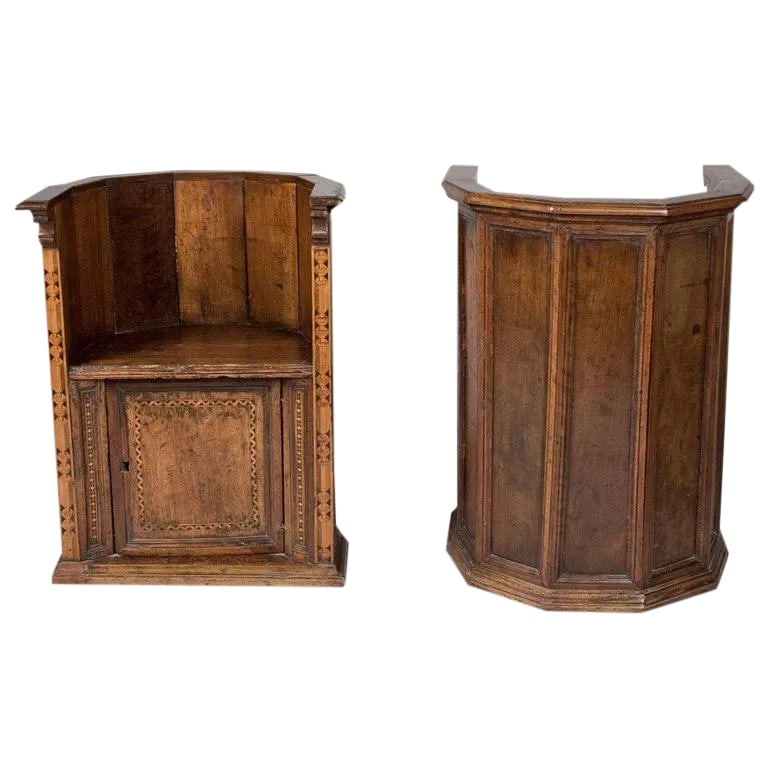 Late 16th to Early 17th Century Italian Renaissance Walnut Chairs - A Pair (1 of 7)