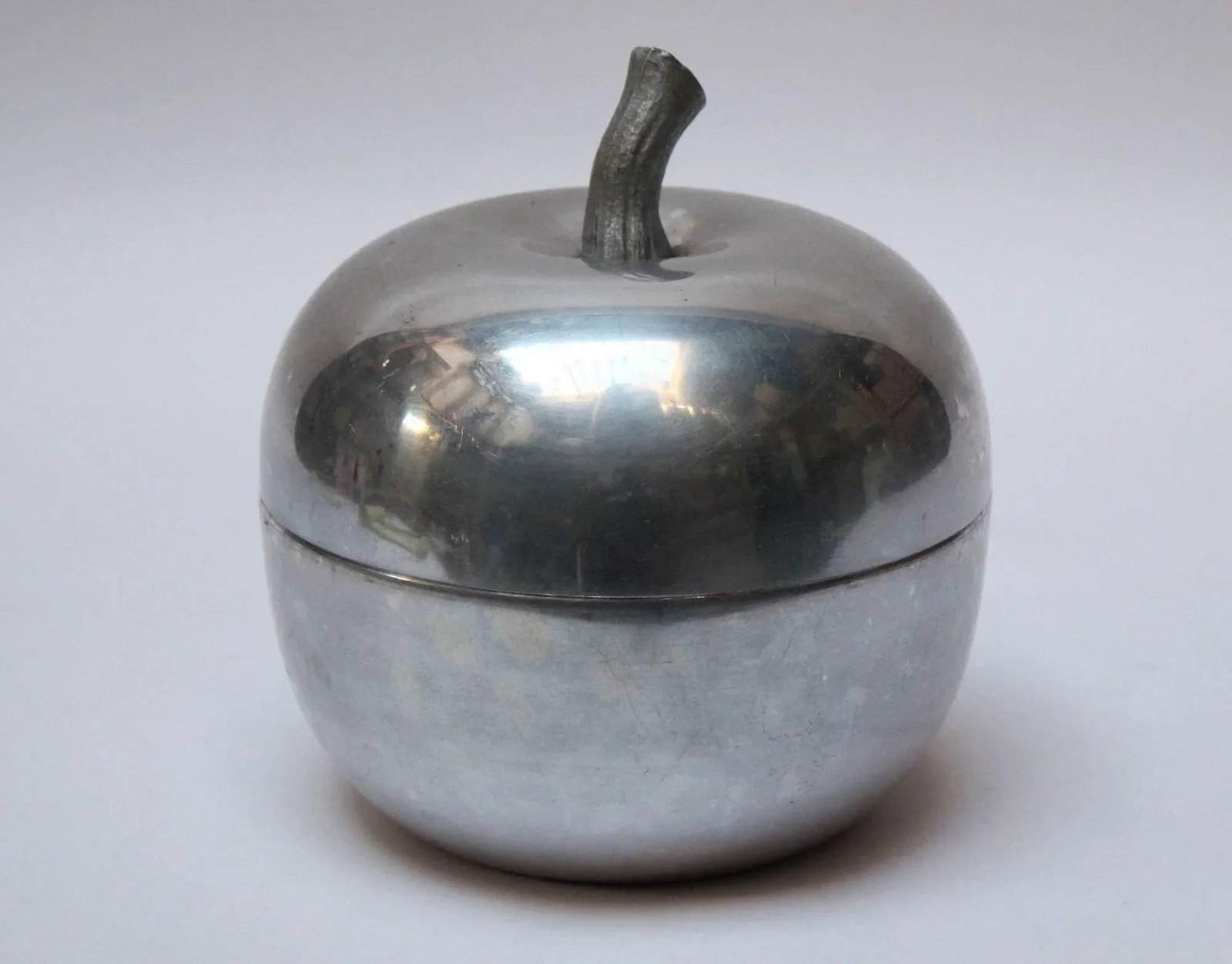 Mid-Century Italian Modern Aluminum "Apple" Ice Bucket - 13