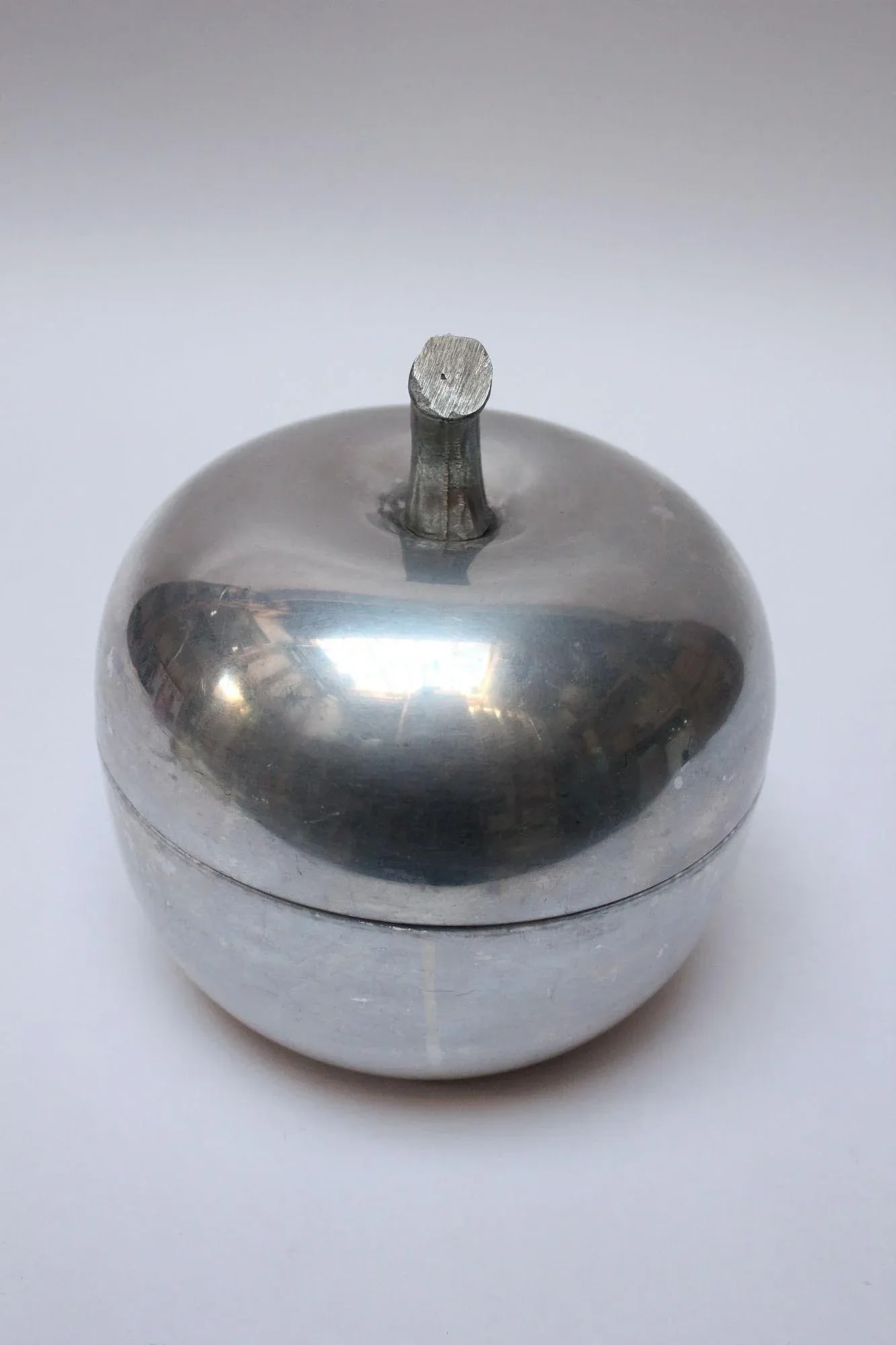 Mid-Century Italian Modern Aluminum "Apple" Ice Bucket - 2