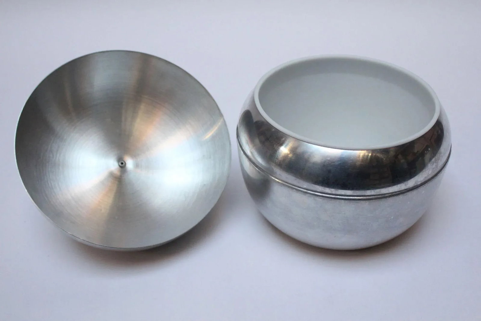 Mid-Century Italian Modern Aluminum "Apple" Ice Bucket - 5