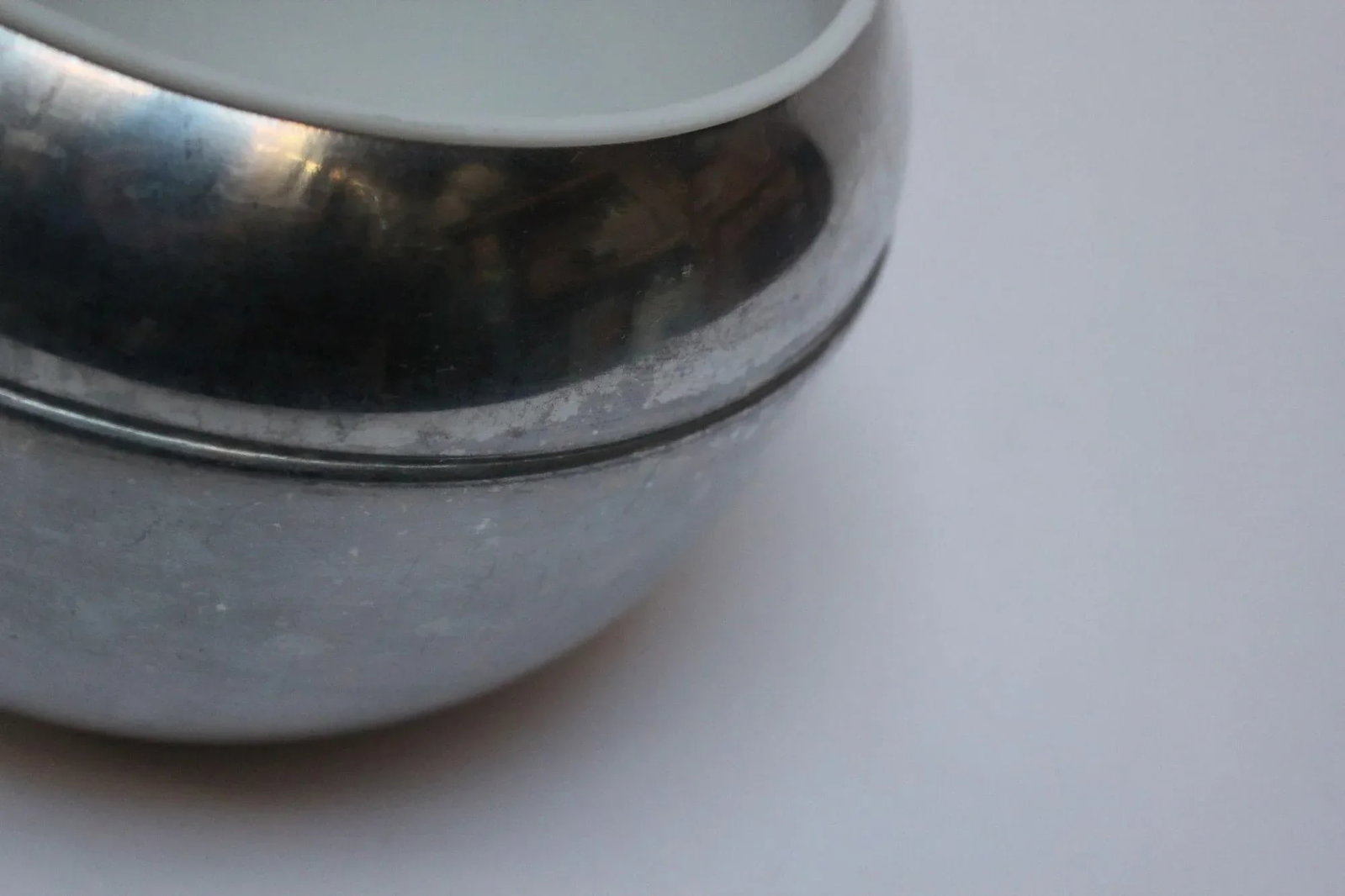 Mid-Century Italian Modern Aluminum "Apple" Ice Bucket - 9