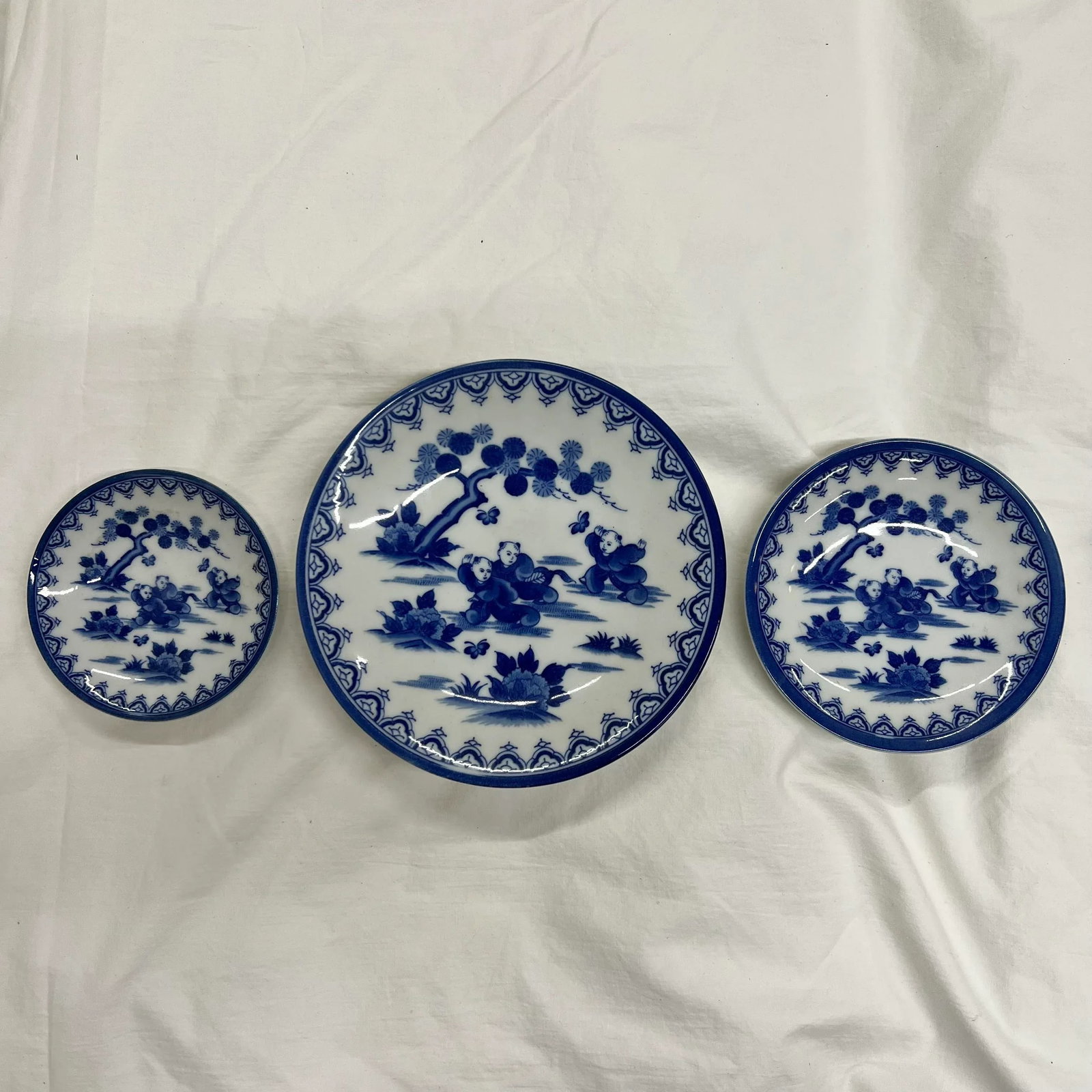 Vintage Japanese Hirado Porcelain Karako Boys Chasing Butterflies Plates- Set of 3 - 2