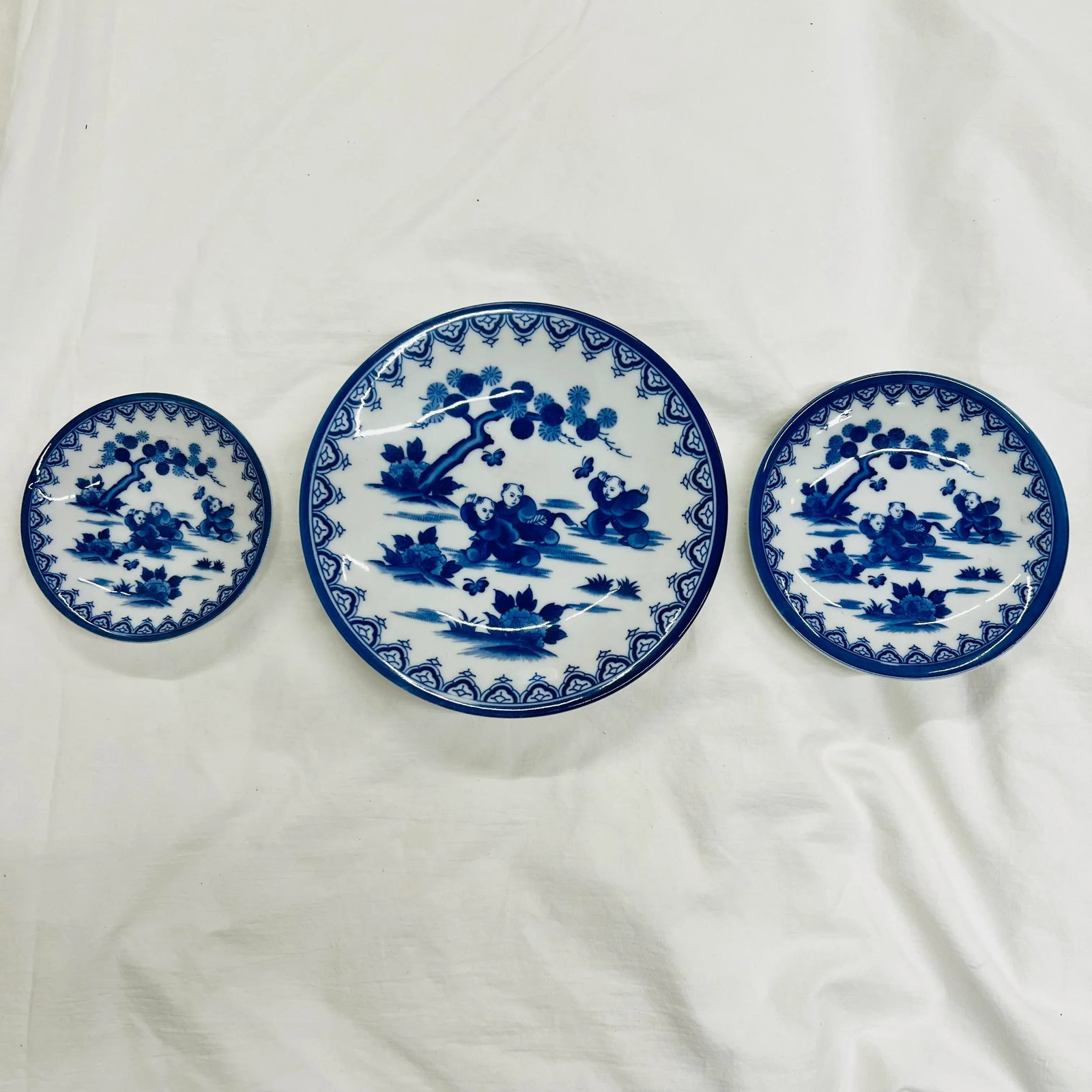 Vintage Japanese Hirado Porcelain Karako Boys Chasing Butterflies Plates- Set of 3 - 5