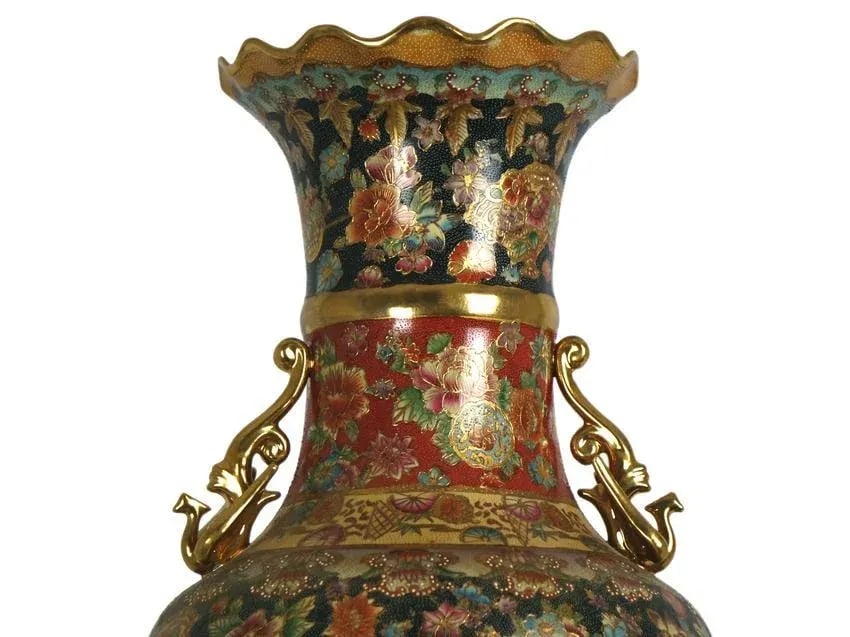 19th Century Tall Japanese Floral Porcelain Vase - 5