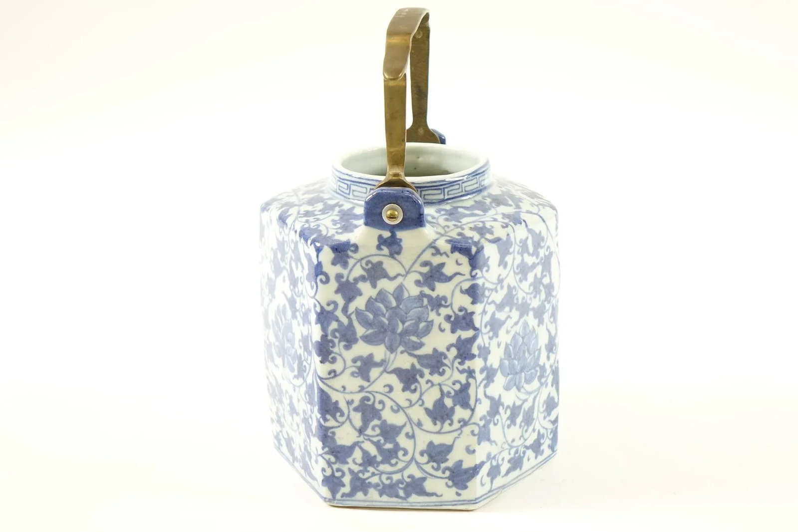 Antique Chinese Blue and White Porcelain Hexagonal Teapot - 4