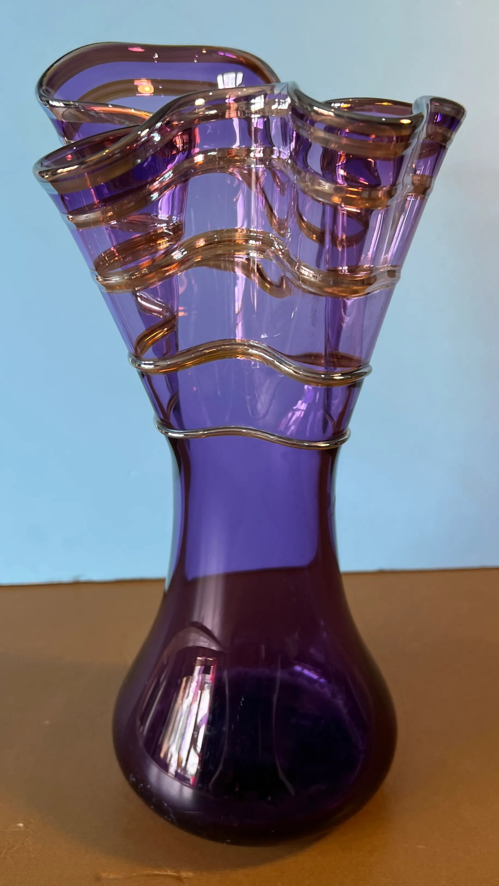 Signed Art Glass Amethyst Handkerchief Vase With Swirled Lines - 3