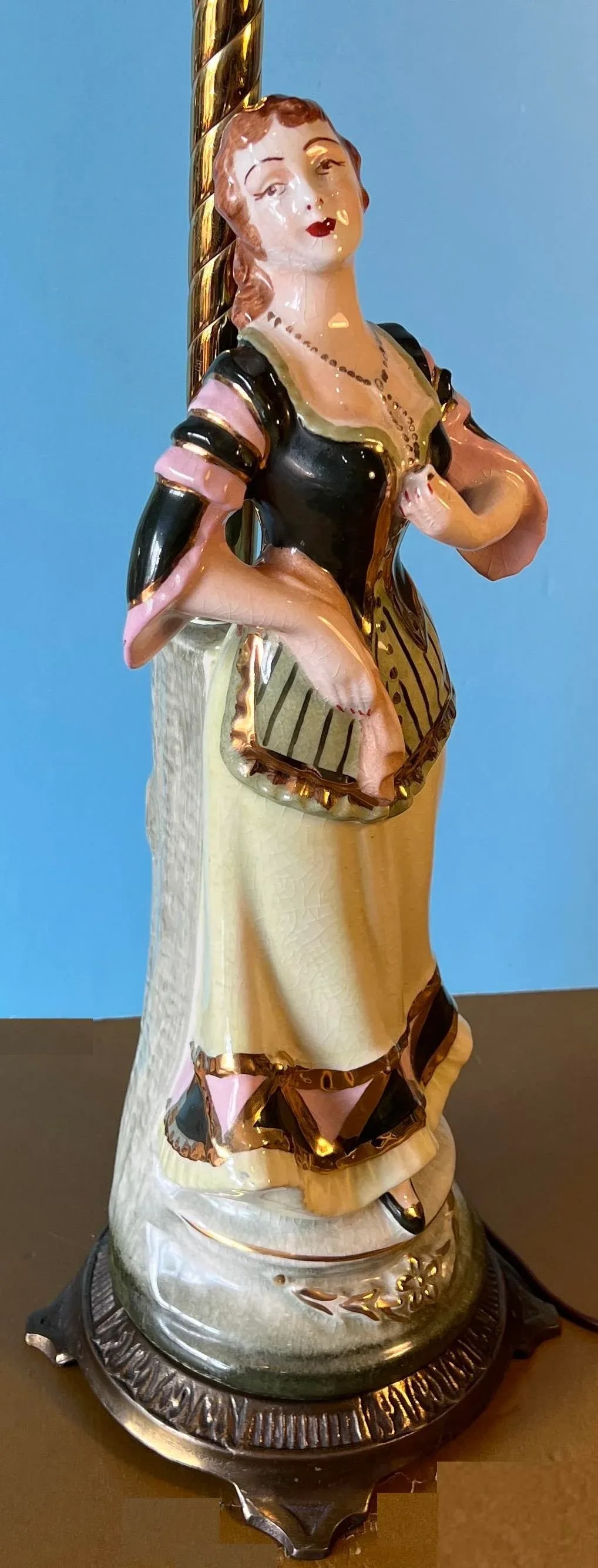 Antique Figural Lady Porcelain Table Lamp - 8