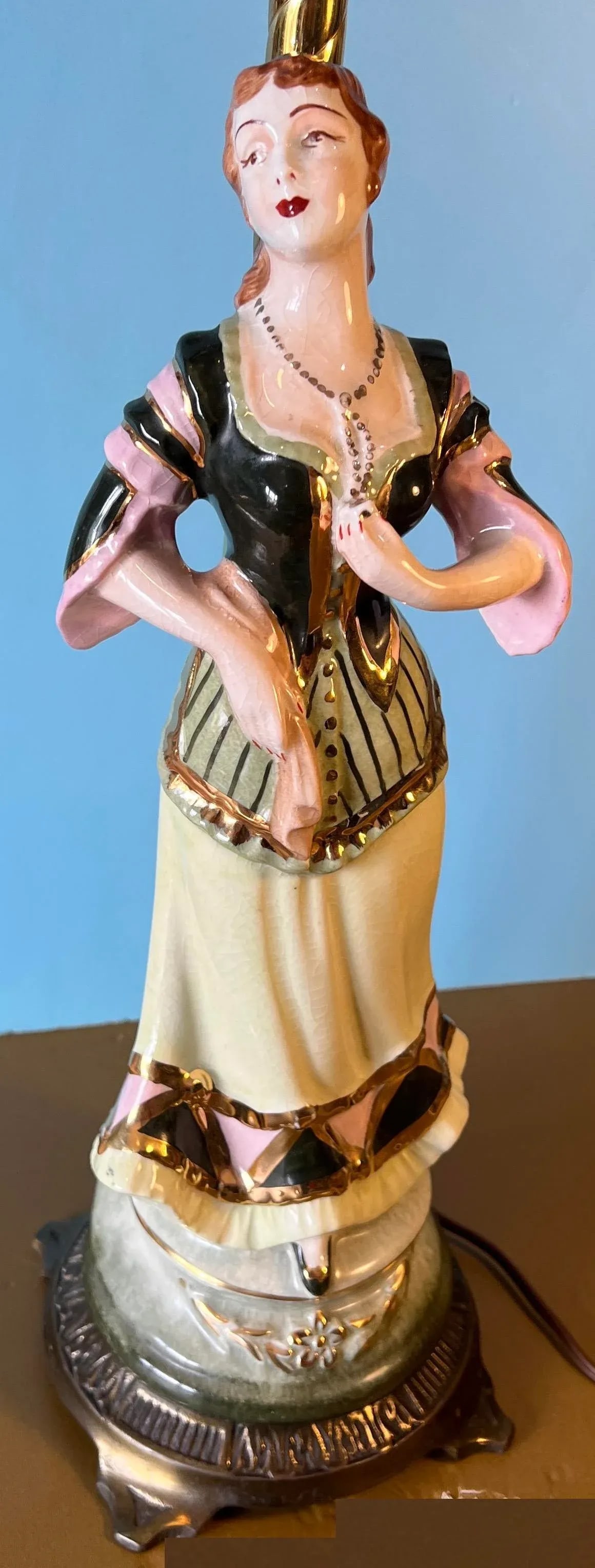 Antique Figural Lady Porcelain Table Lamp - 9
