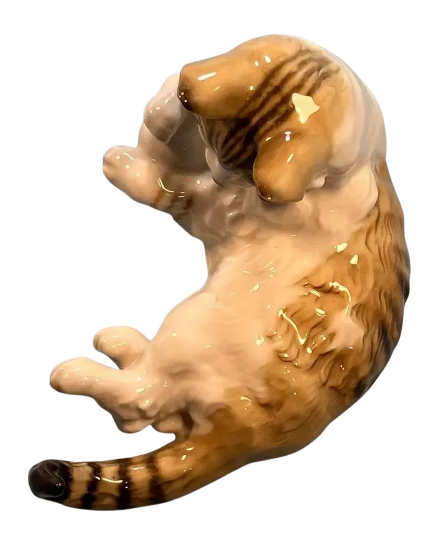 Lorenz Hutschenreuther Porcelain Cat Figurine # 2050 - 10