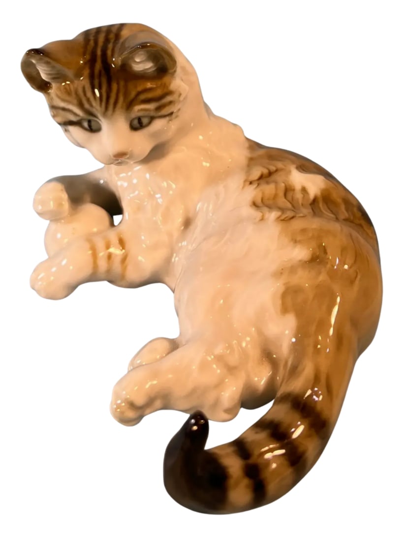 Lorenz Hutschenreuther Porcelain Cat Figurine # 2050 - 12