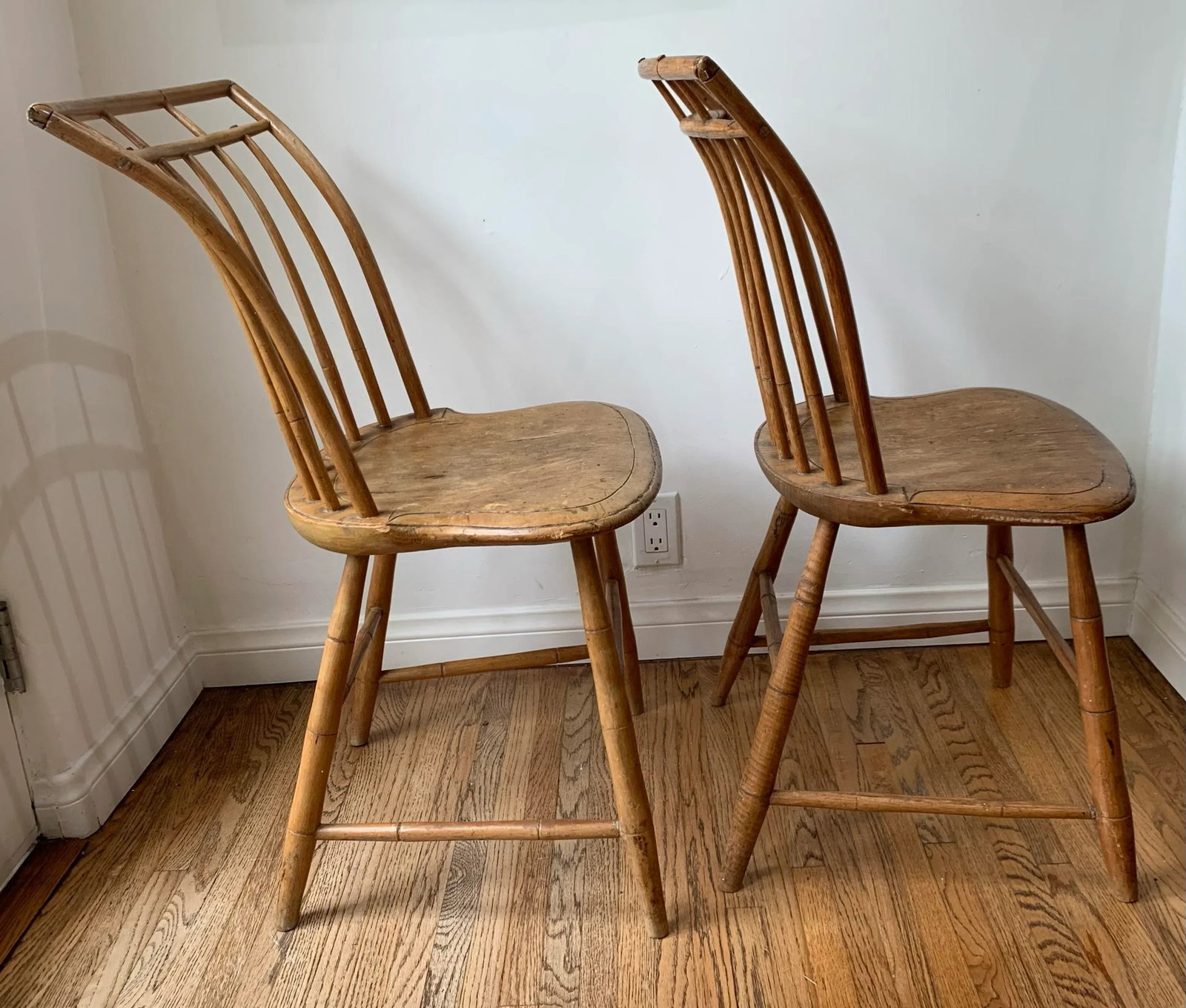 Mid 20th Century Vintage Crown Back Side Chair, Set of 2 - 2