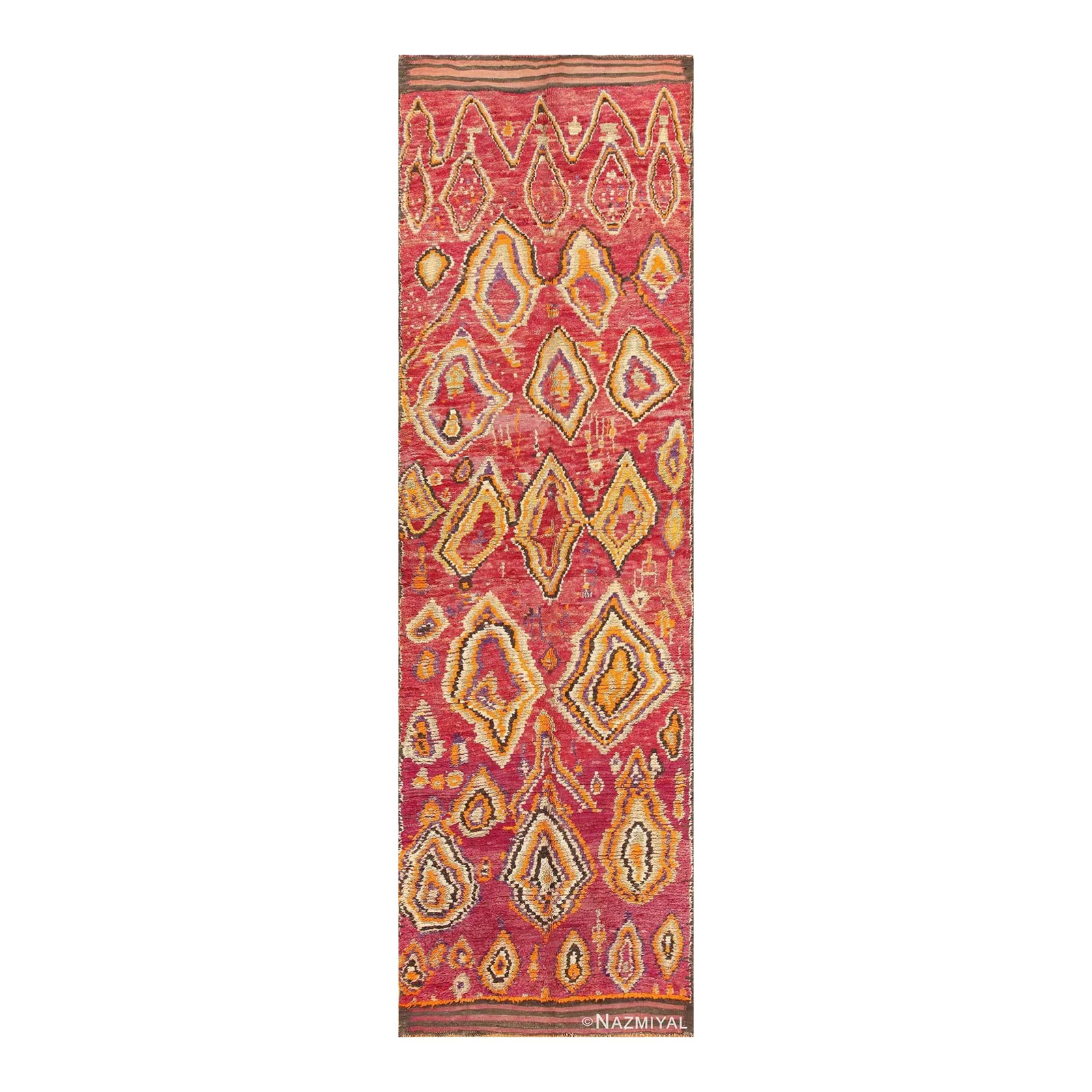 Nazmiyal Collection Vintage Moroccan Rug: Delightfully unique and excitingly modern, this vintage Moroccan carpet is an exciting example of an enduringly appealing style. Primitive Vintage Moroccan Rug, Origin: Morocco, Circa: Mid-20th