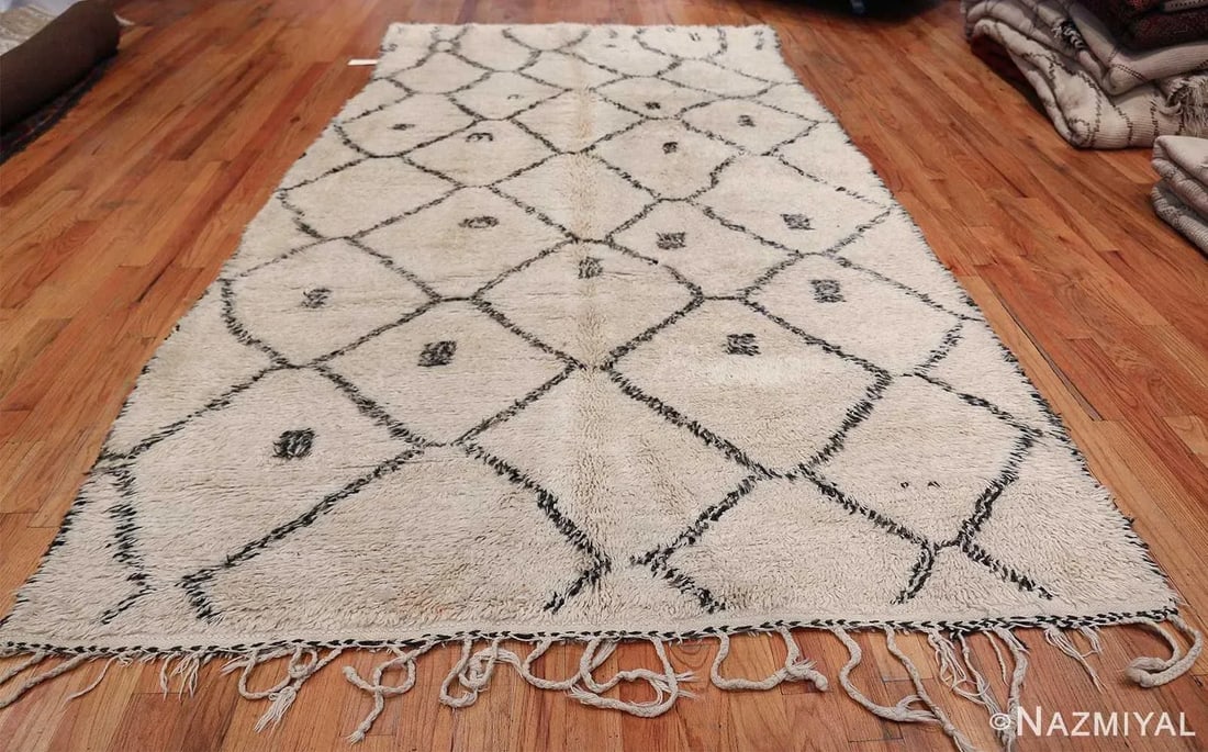 Nazmiyal Collection Ivory Shag Vintage Beni Ourain Moroccan Rug - 8