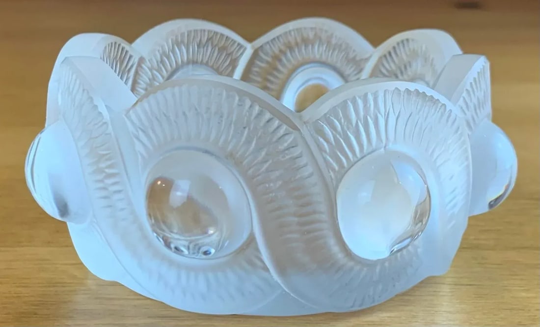 Mid 20th Century Vintage René Lalique Round Crystal Bowl - 2