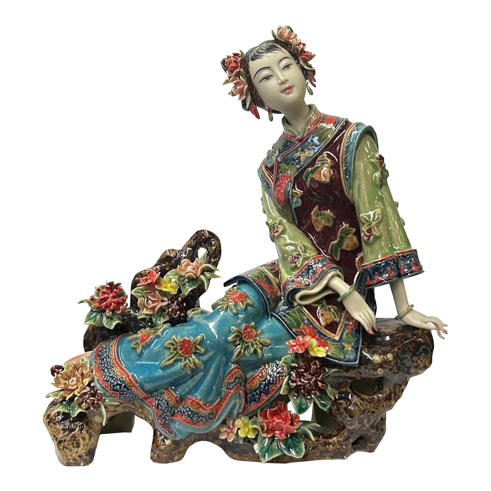 Chinese Porcelain Qing Style Dressing Flower Sitting on Rock Lady Figure: This Chinese Qing style dressing lady figurine is a beautiful and delicate piece of art. It is made of ceramic pottery and is hand-painted with intricate detail. The lady is depicted in a traditional