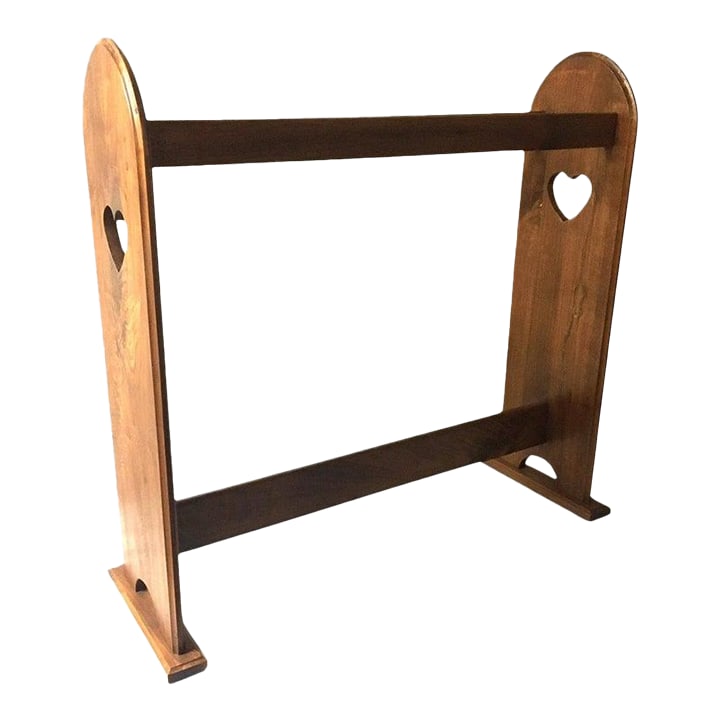 Early American Style Walnut Quilt Rack With Heart Motif (1 of 8)