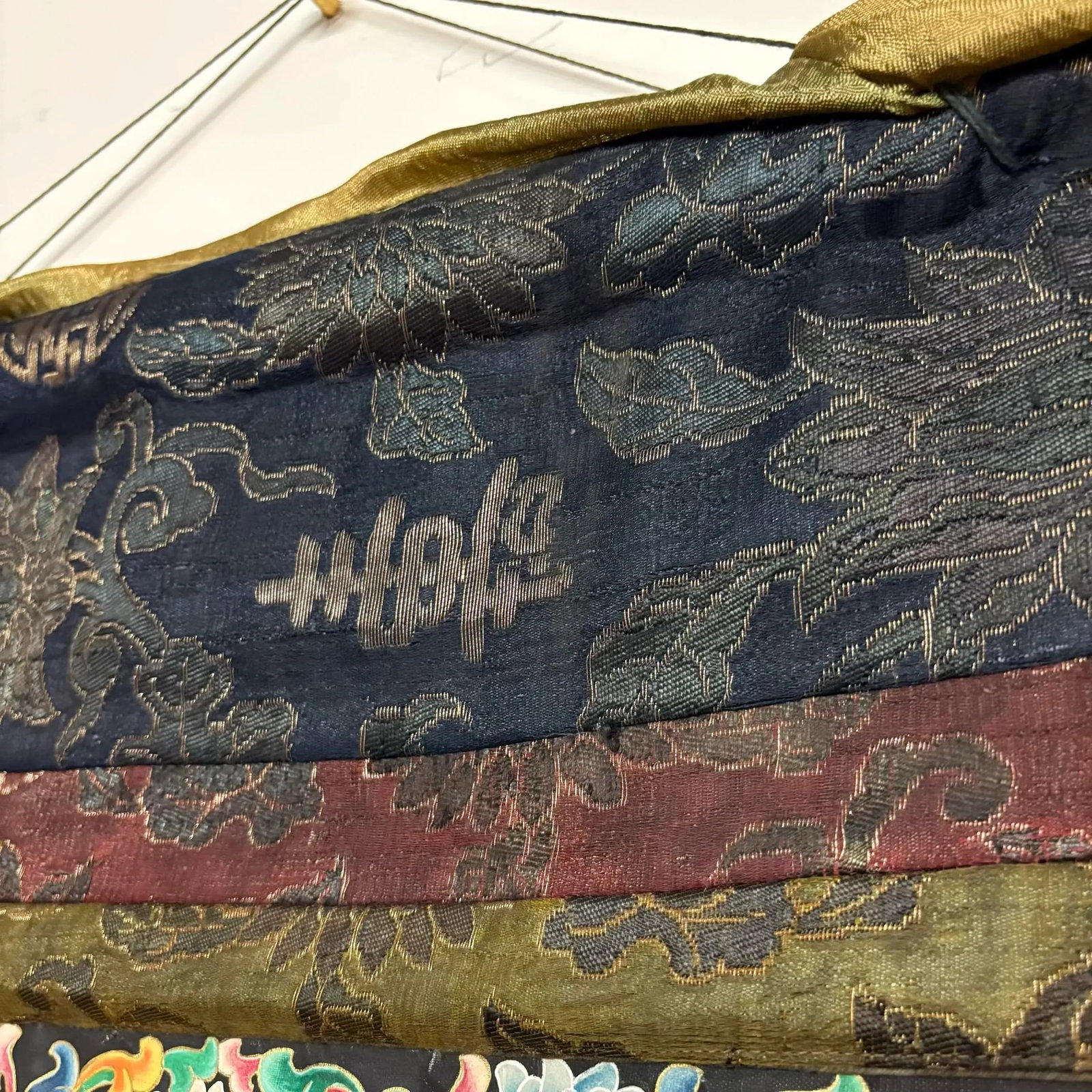 Hand-Painted Tibetan Mandala Thangka With Silk Brocade Mounting - 7