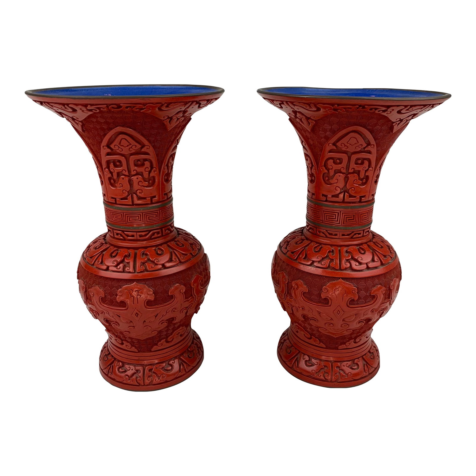 Vintage Chinese Cinnabar Jars, Set of 2: These exquisite vases are a stunning addition to any collection, with intricate designs and a rich history originating from China. Crafted with the utmost care and attention to detail, they are a