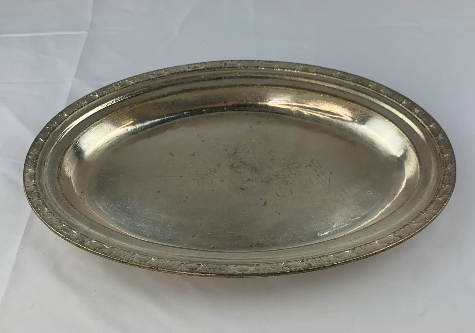 Waldorf Astoria Hammered Silver-Plated Large Serving Tray - 10