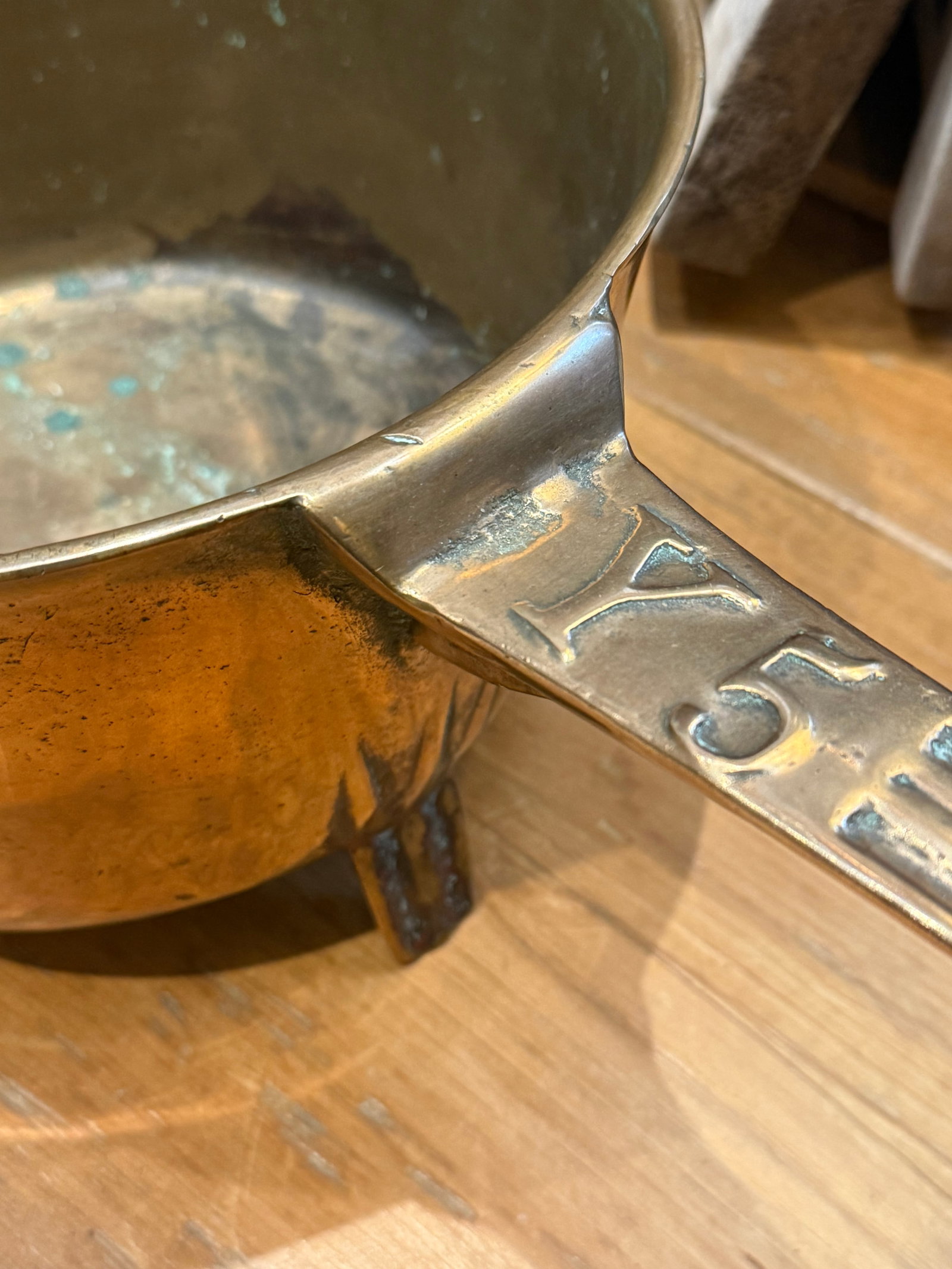 Antique 17th Century English Bronze Tripod Skillet / Apothecary Pan - 8