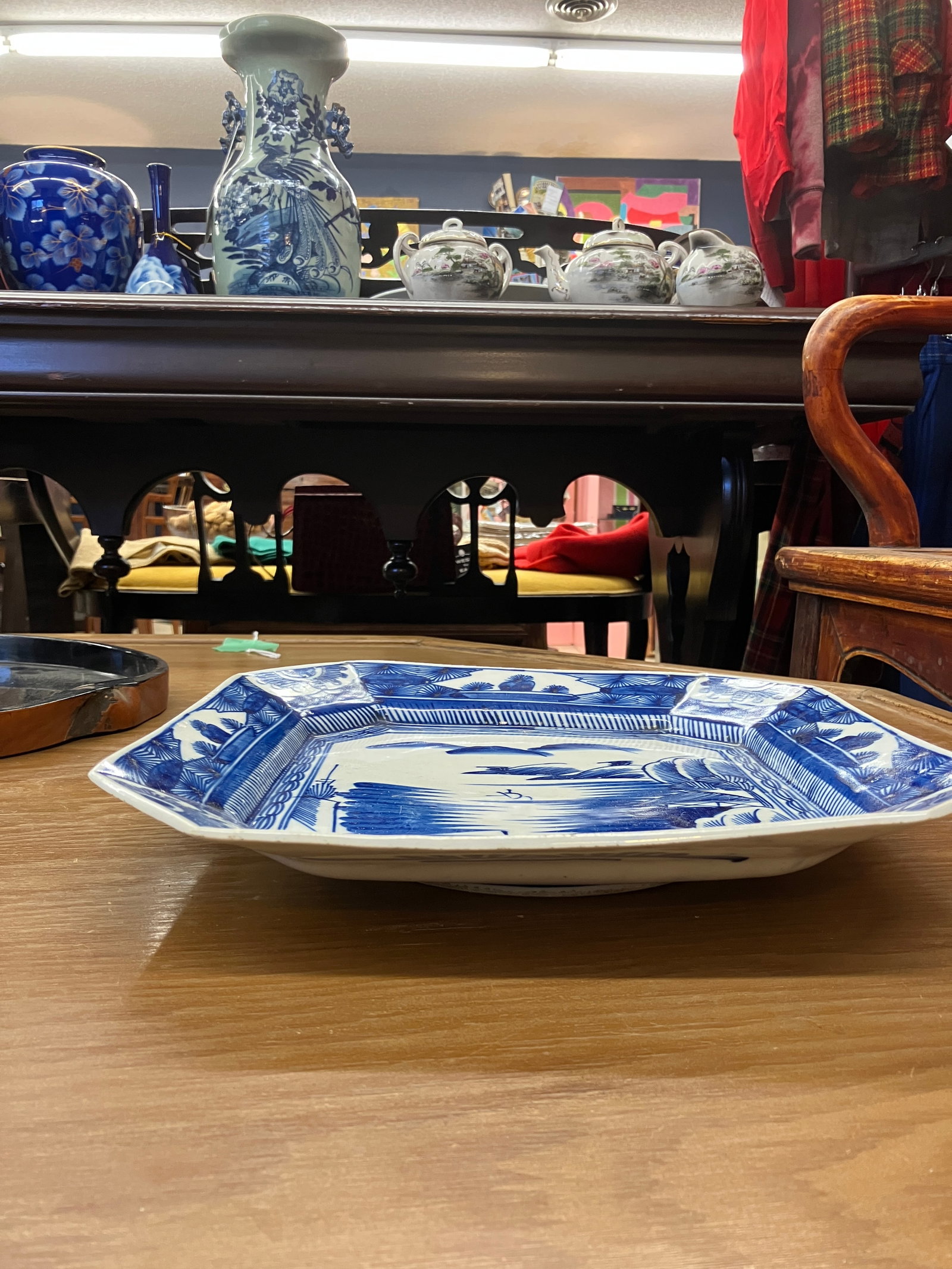 Arita Amari Blue on White Charger Japanese 20th Century - 2