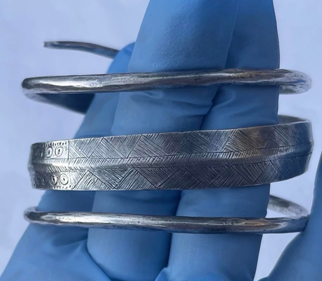 1980s Hmong Hill Tribe Sterling Silver Triple Wrap Bracelet - 12