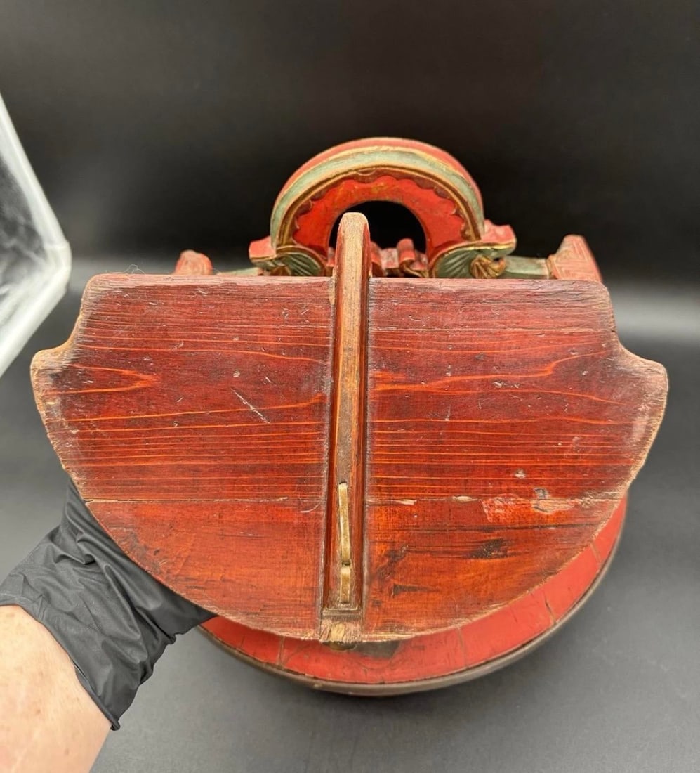 Antique Chinese Red Laquer Wedding Basket - 5