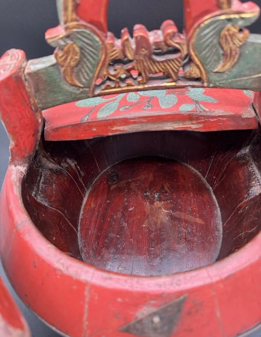 Antique Chinese Red Laquer Wedding Basket - 7