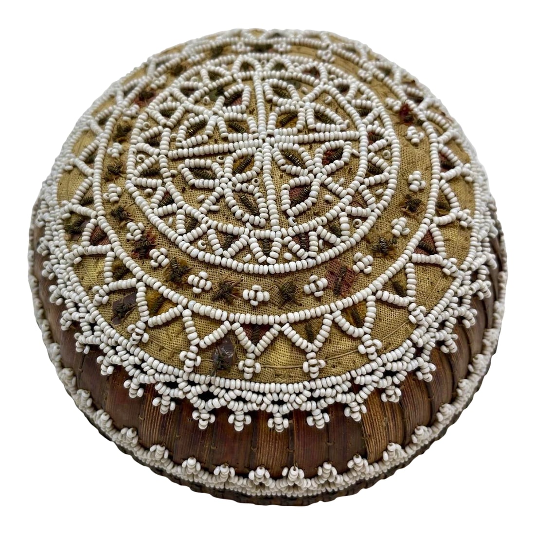 Antique Balinese Temple Offering Cover. Saab / Tudung Saji 1920's: Beautiful piece of Balinese culture. This beaded offering cover is handwoven from natural materials like bamboo and palm leaves intricately decorated with sometimes thousands of seed beads.