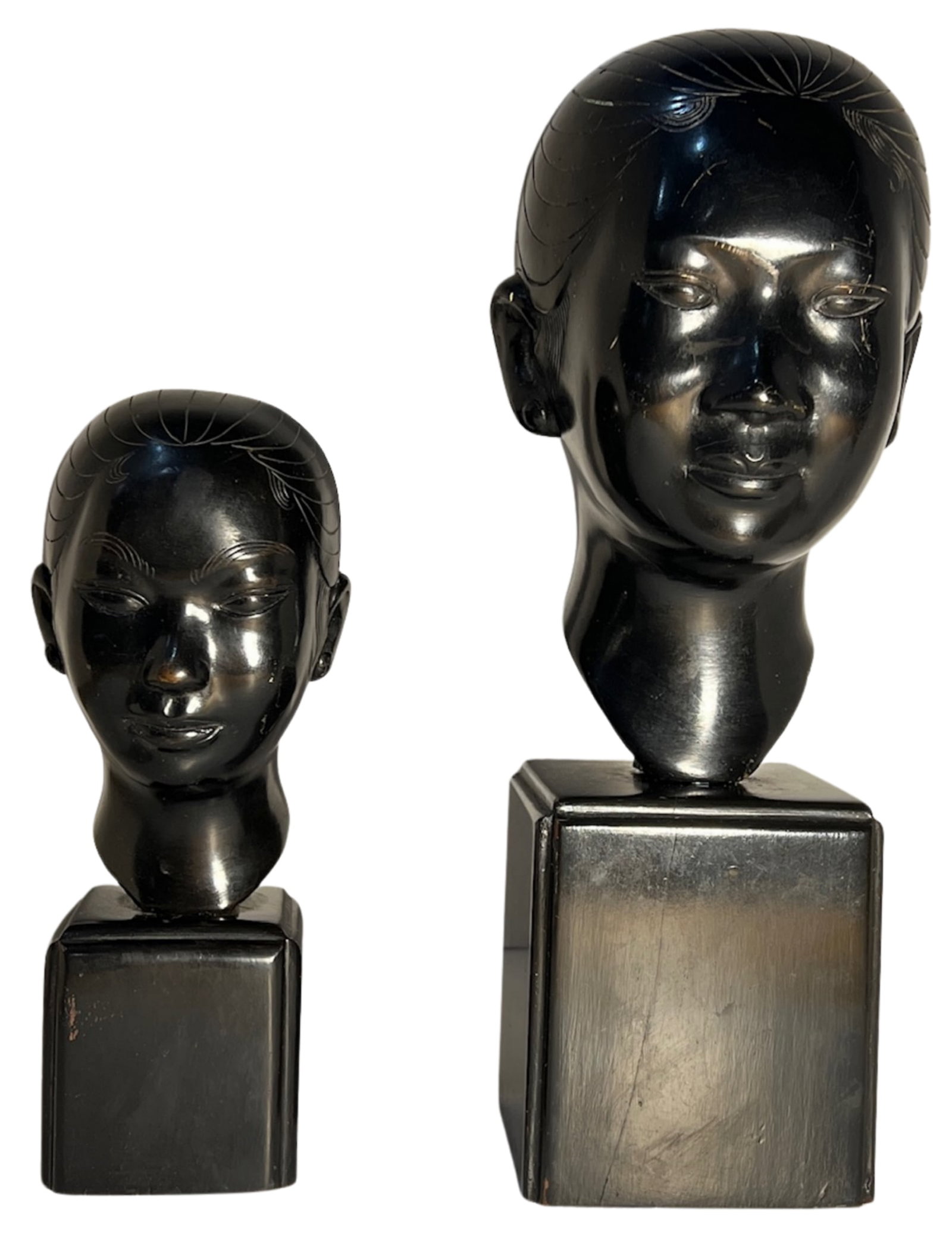 Mid-Century Nguyen Thanh Le Bronze Bust of Young Vietnamese Women- A Pair - 11